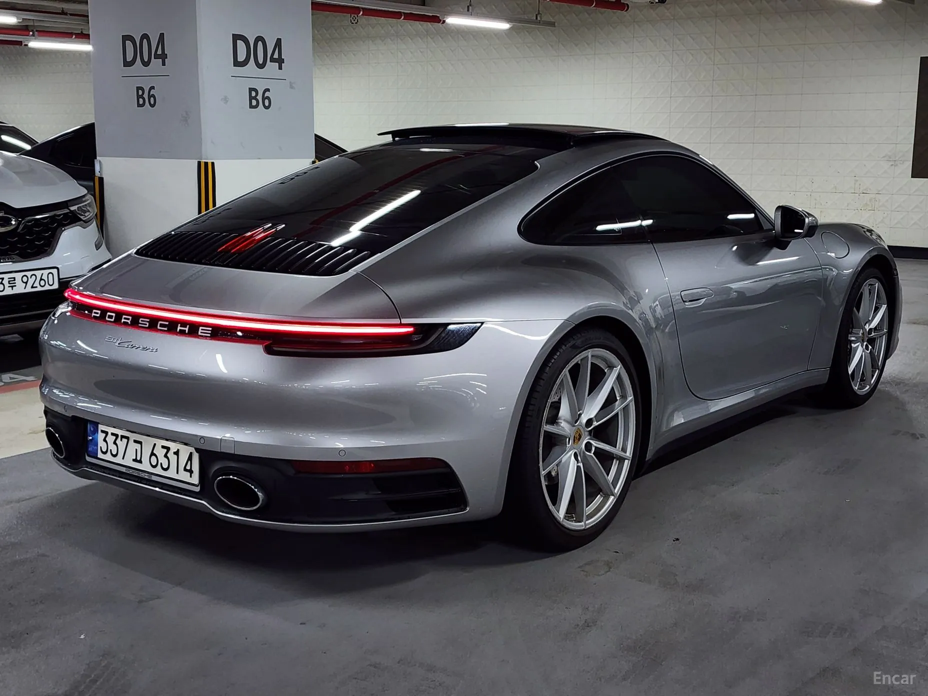 Porsche 911 (992)