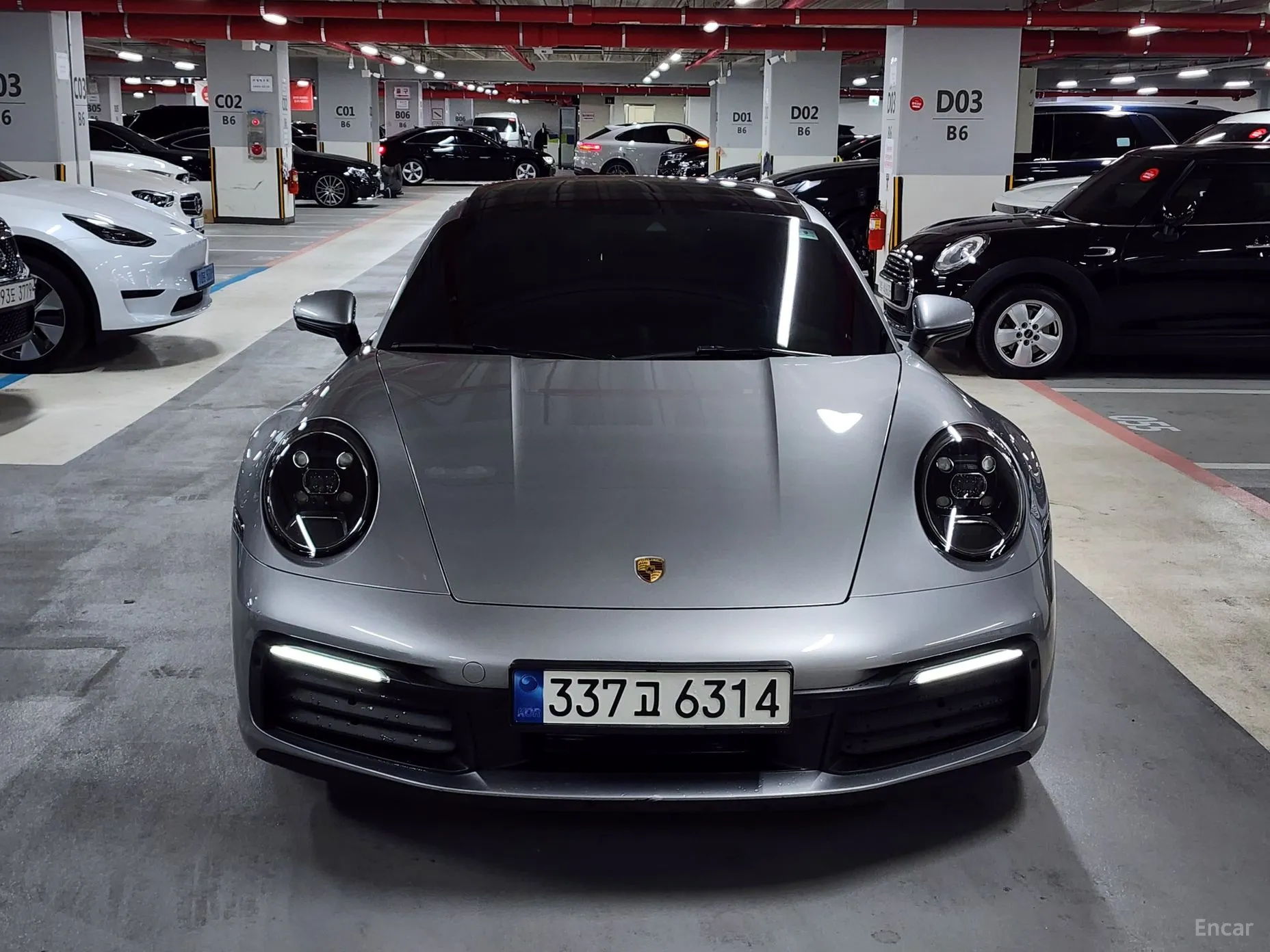 Porsche 911 (992) превью 3