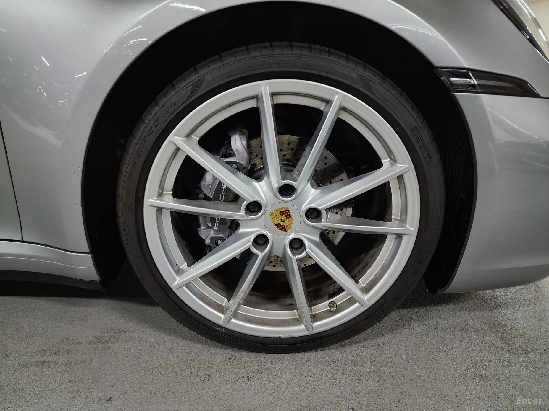 Porsche 911 (992) превью 5
