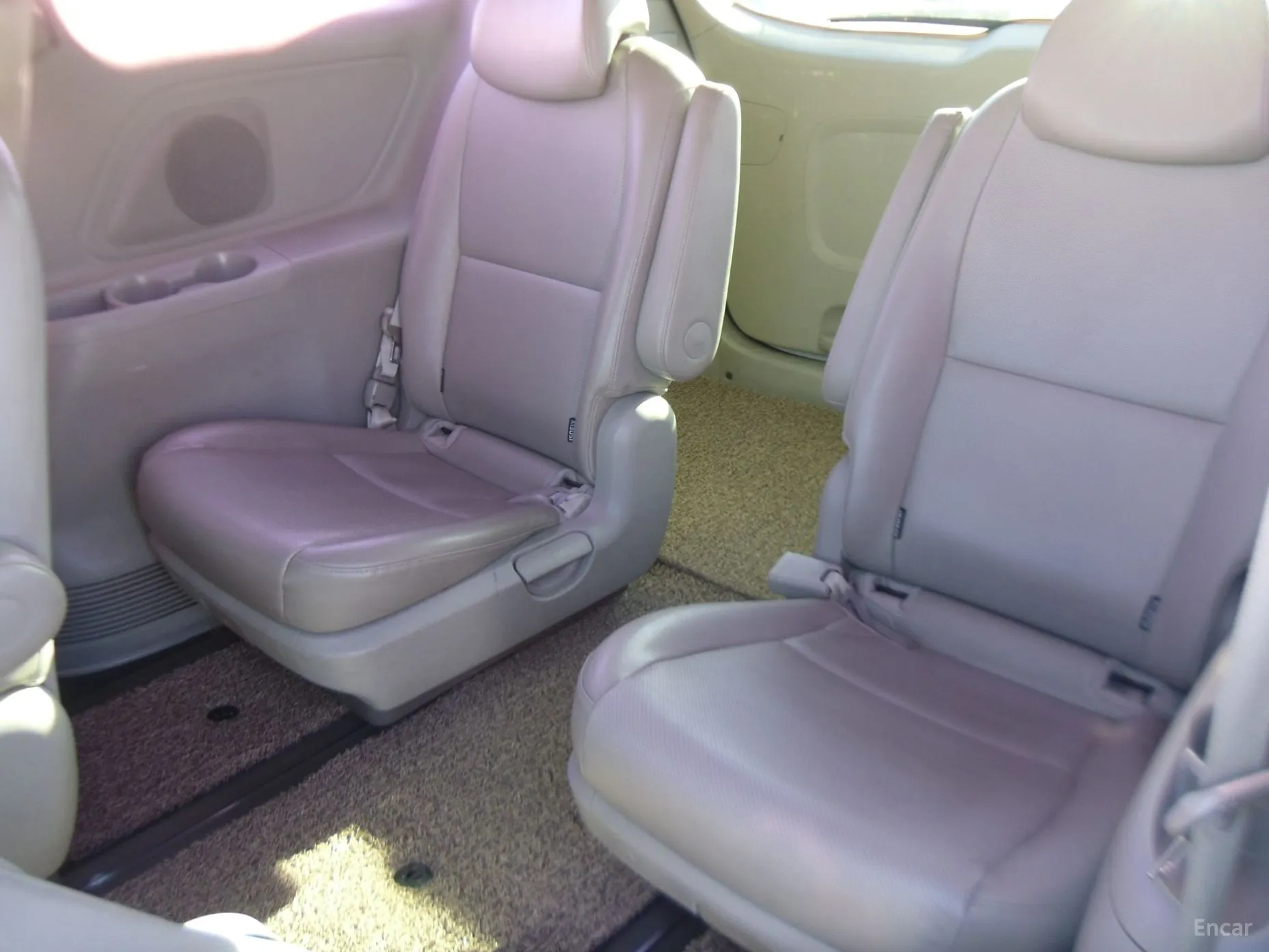 Kia Carnival превью 12