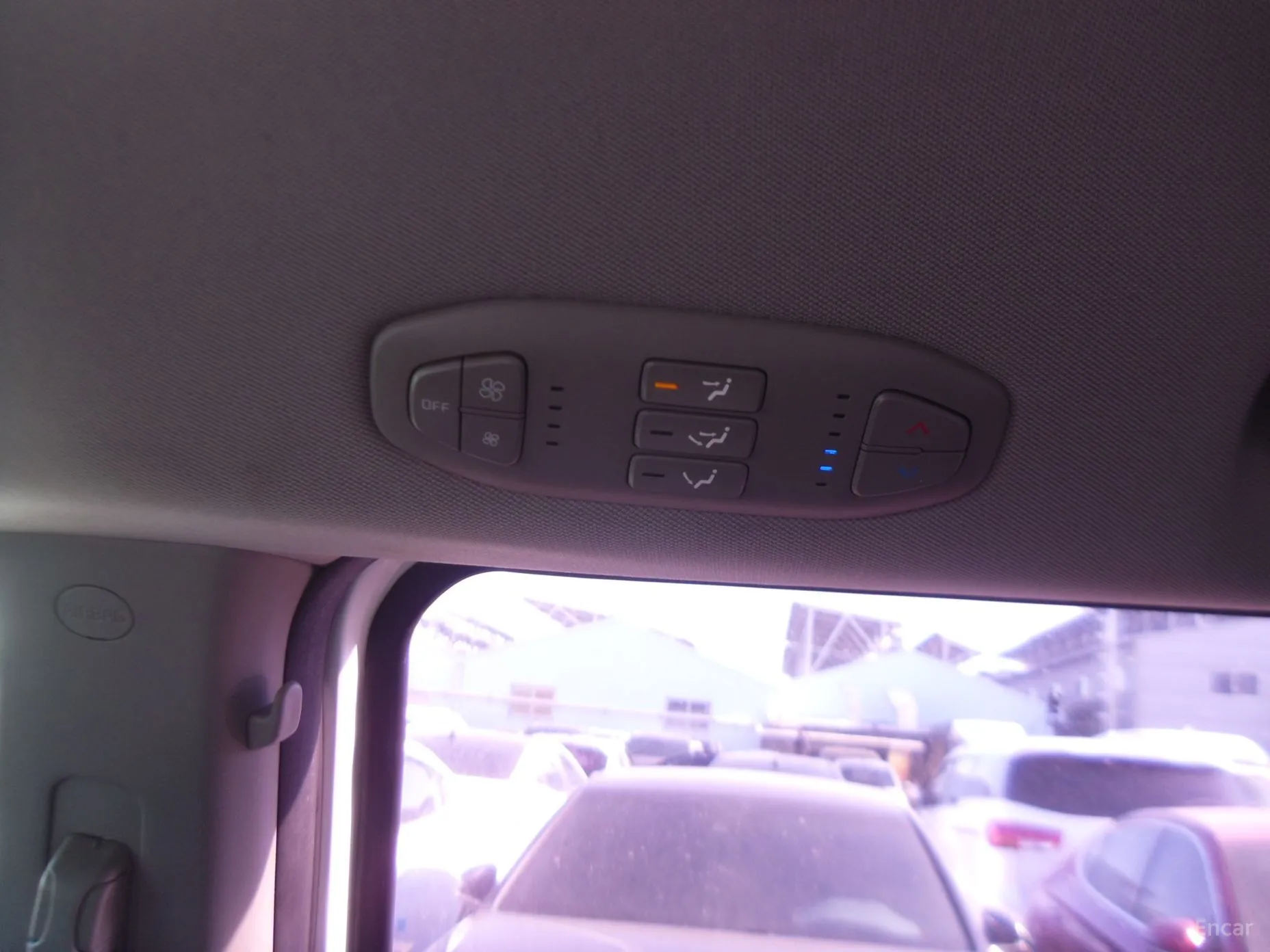 Kia Carnival превью 13