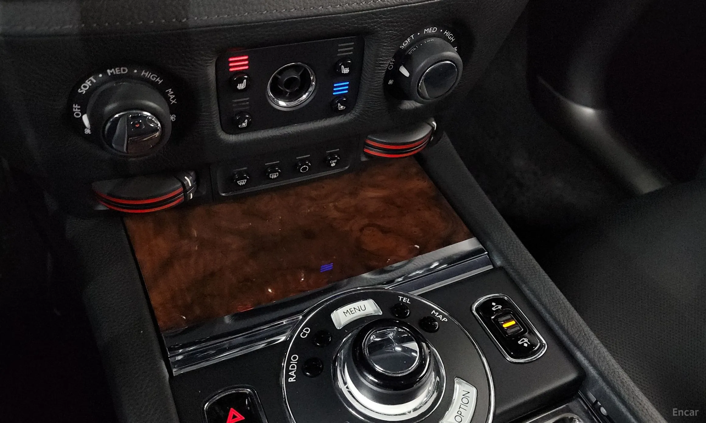 Rolls-Royce Ghost превью 17