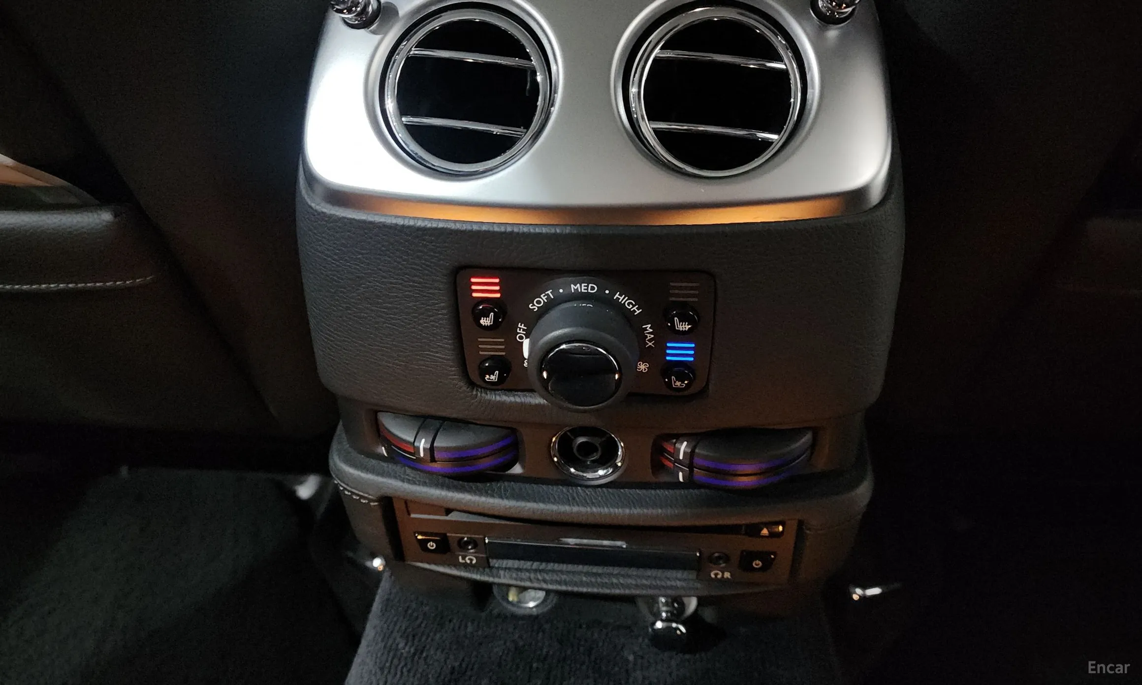 Rolls-Royce Ghost превью 19