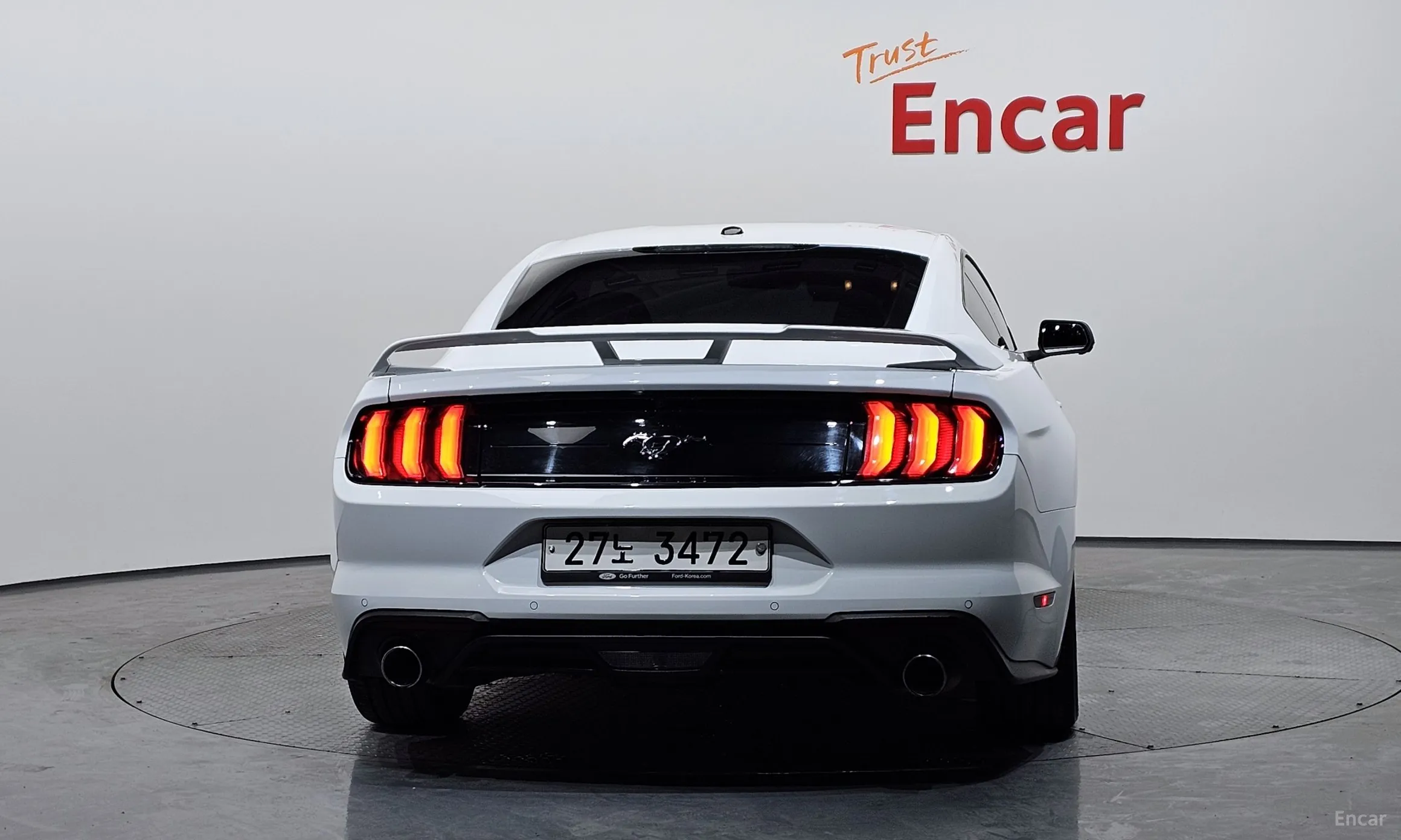 Ford Mustang превью 4