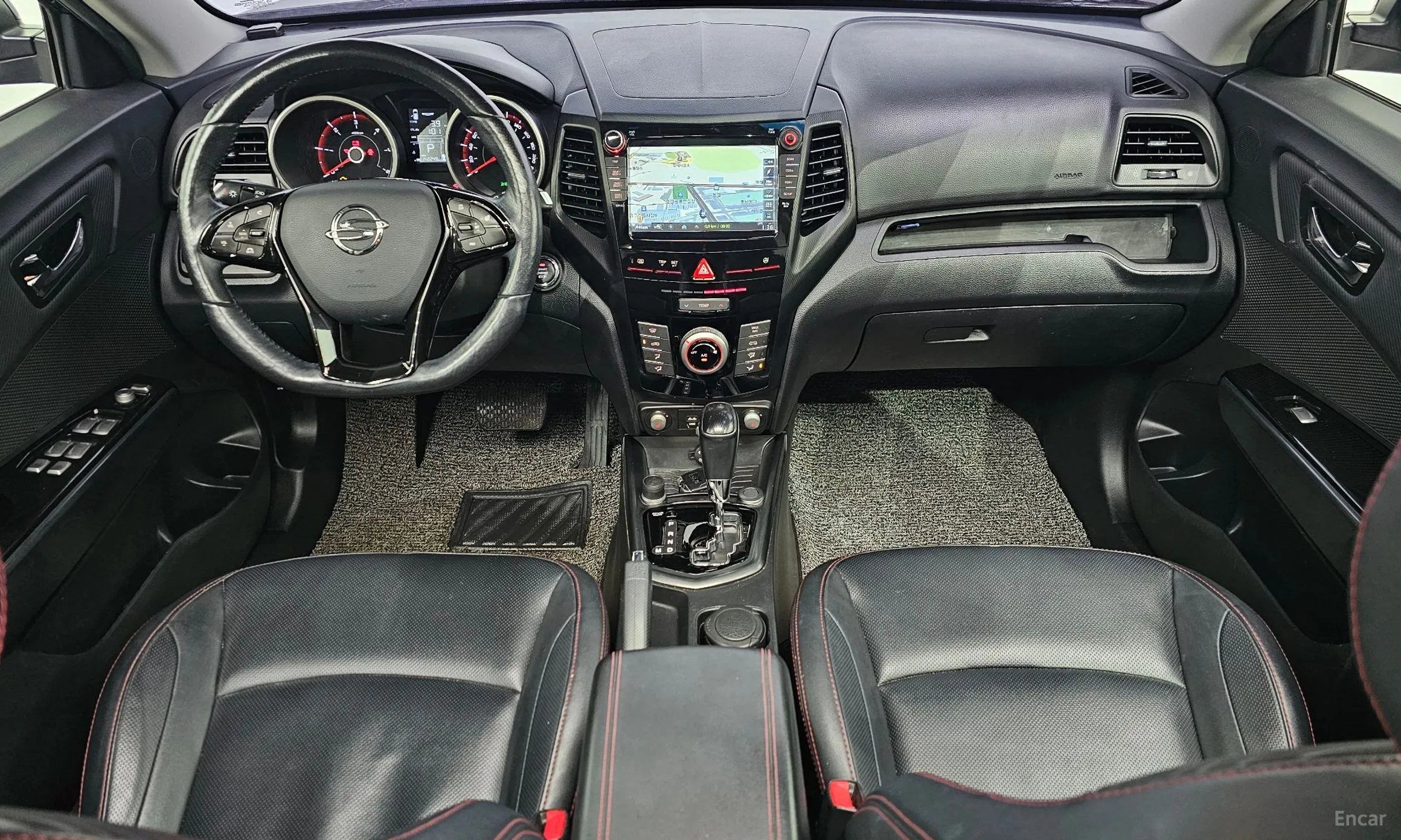 KG Mobility (SsangYong) Tivoli Air превью 7