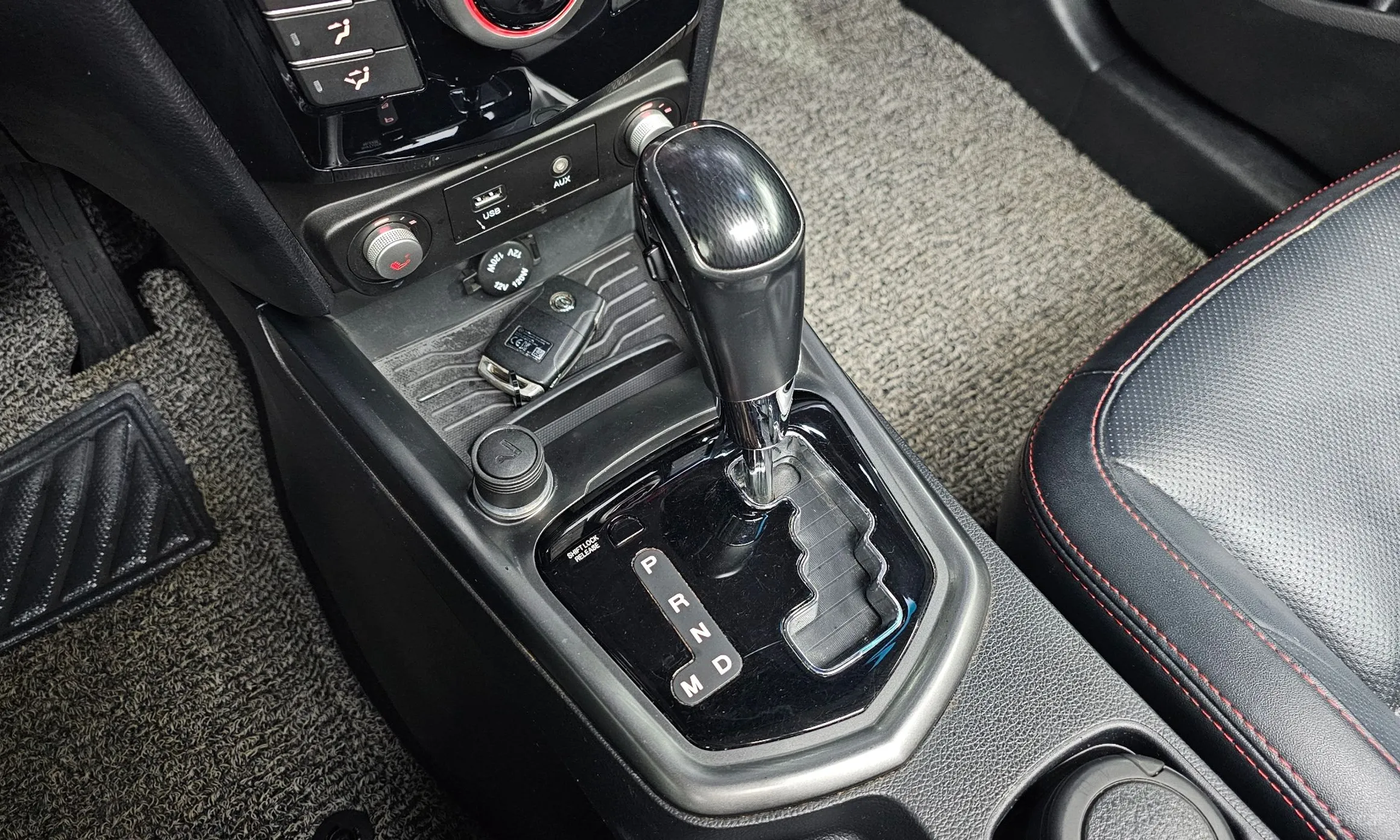 KG Mobility (SsangYong) Tivoli Air превью 9
