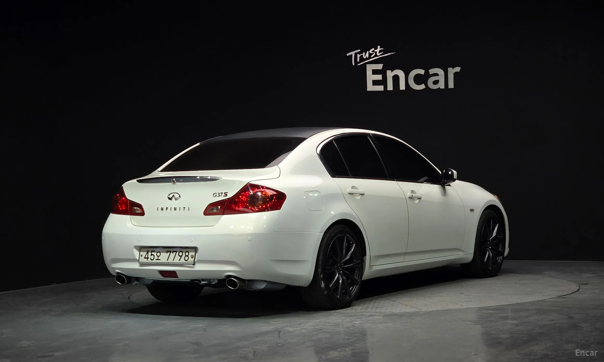 Infiniti G37