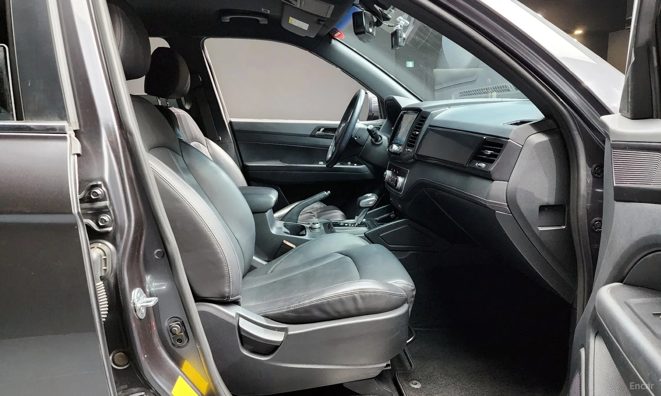 KG Mobility (SsangYong) Rexton Sports Khan превью 10