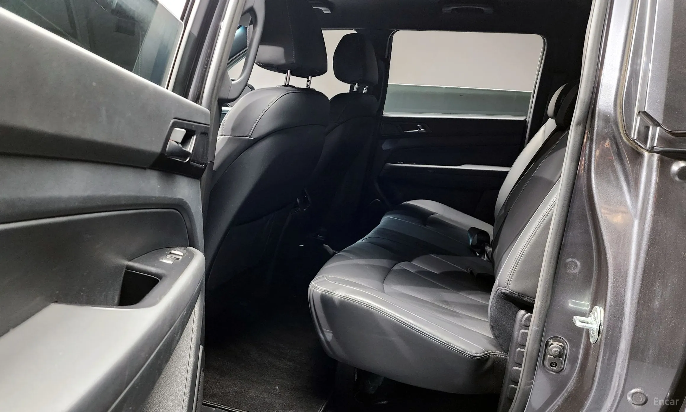 KG Mobility (SsangYong) Rexton Sports Khan превью 12