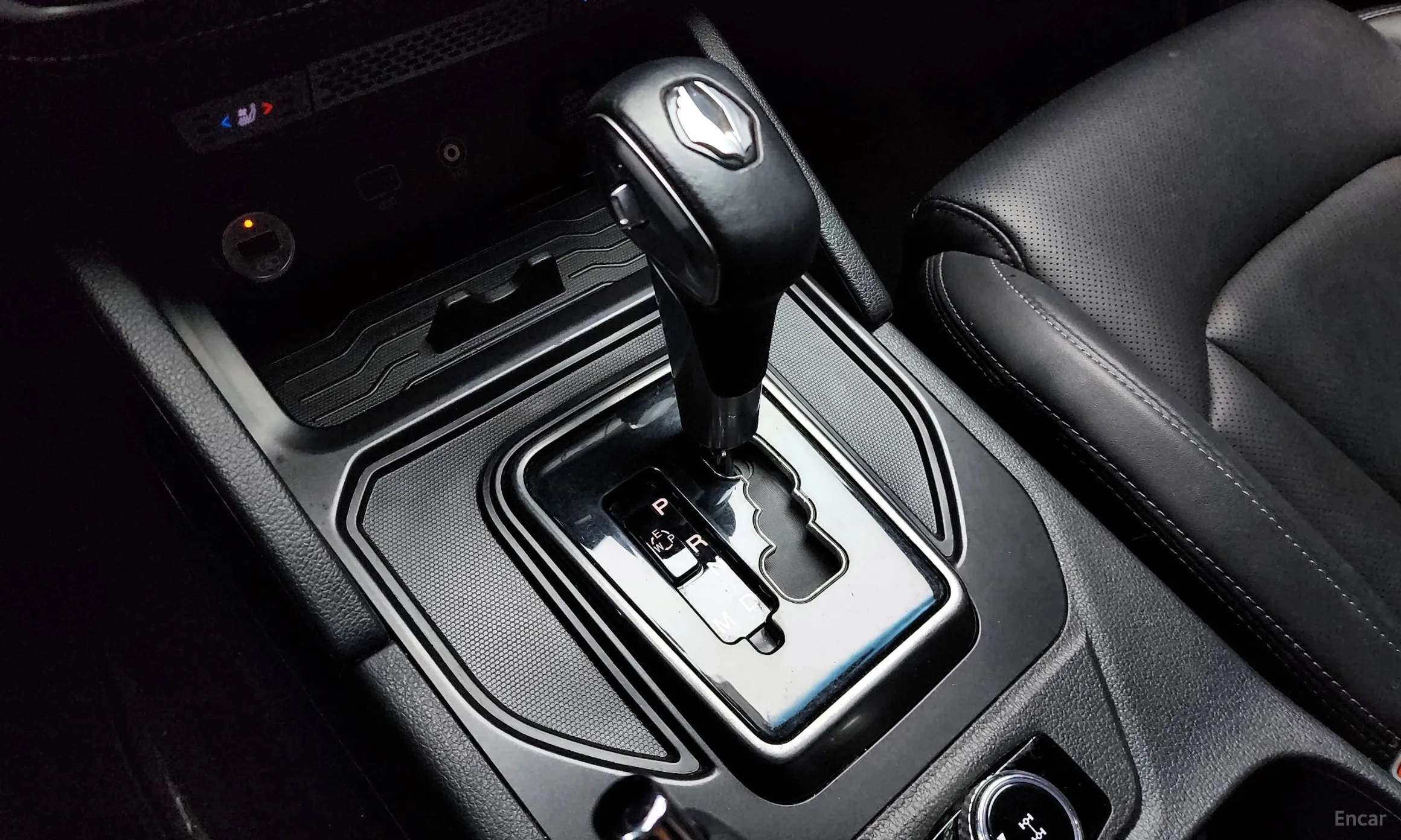 KG Mobility (SsangYong) Rexton Sports Khan превью 9
