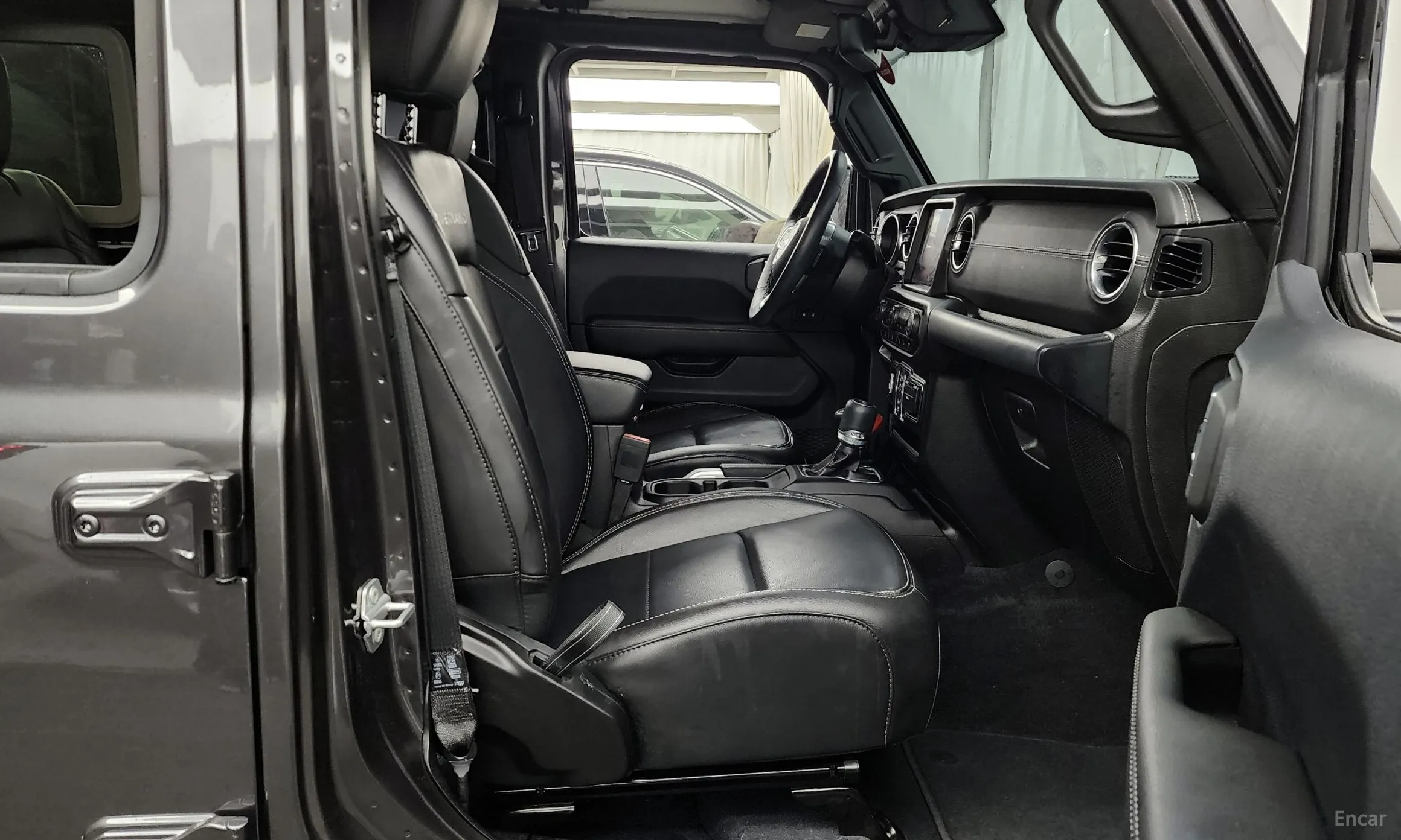 Jeep Wrangler (JL) превью 11