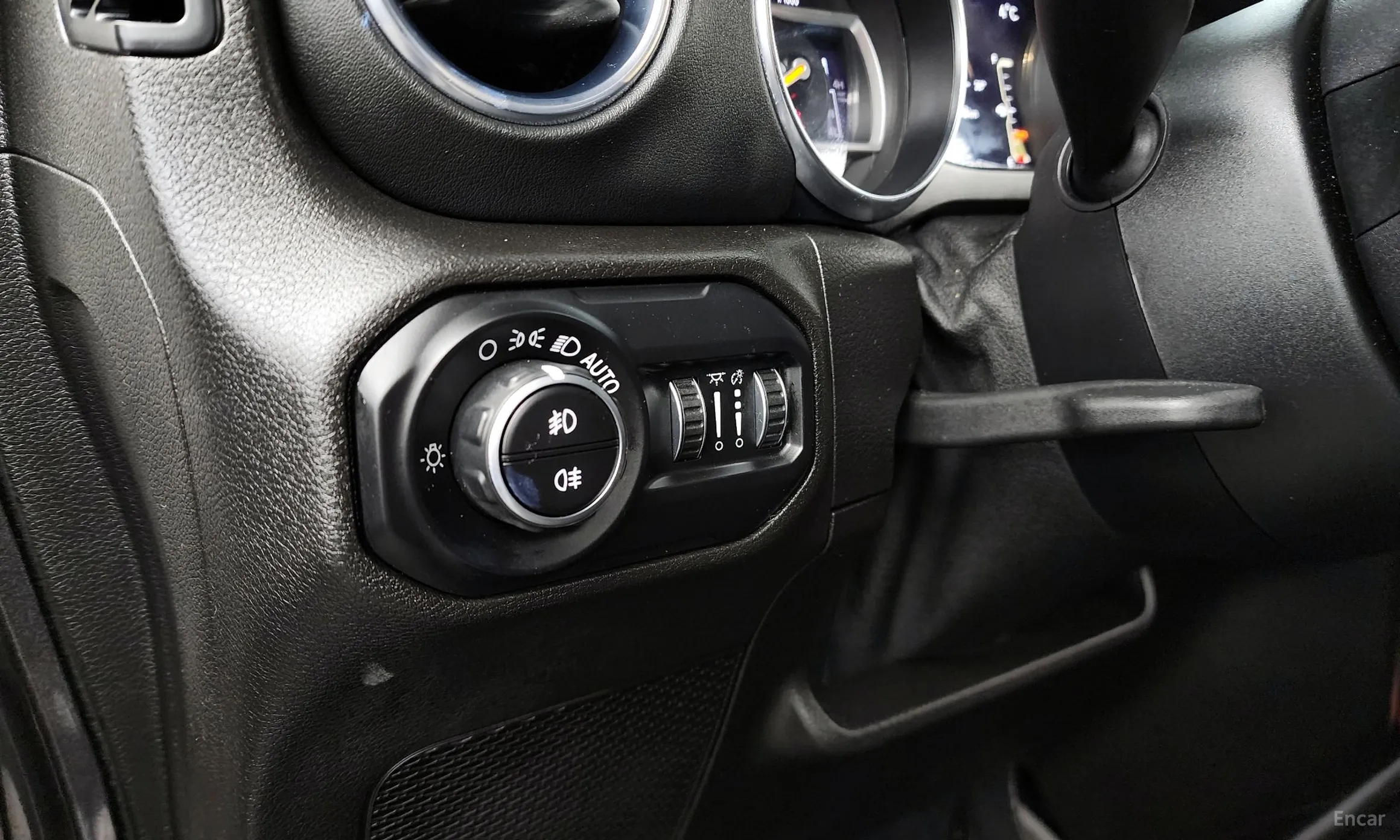 Jeep Wrangler (JL) превью 16