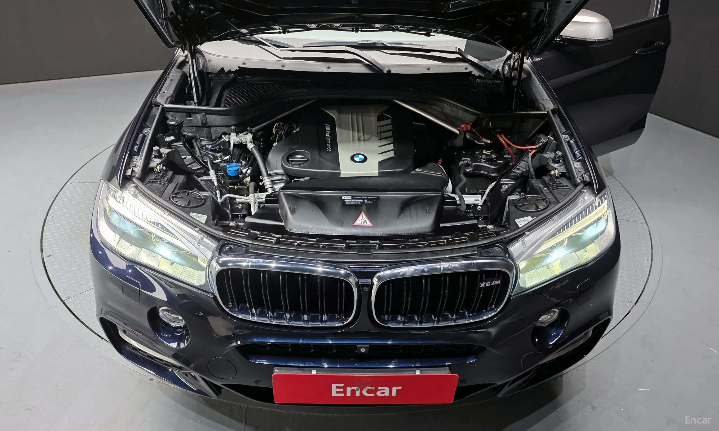 BMW X6 (F16) превью 6