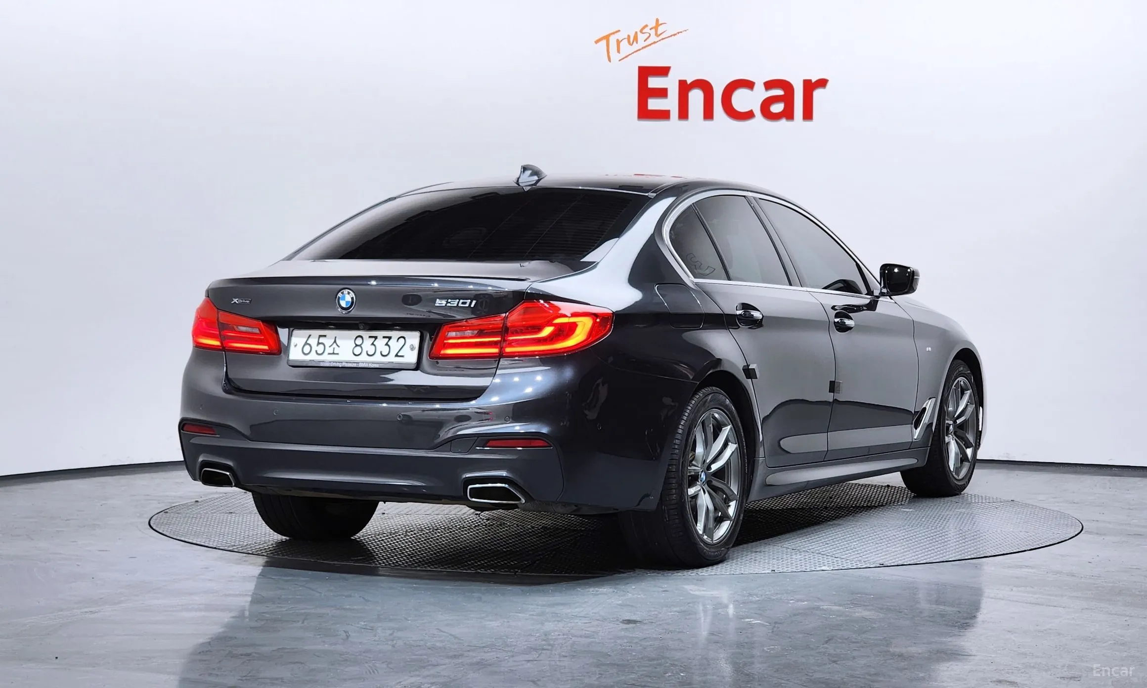 BMW 5 Series (G30) превью 2