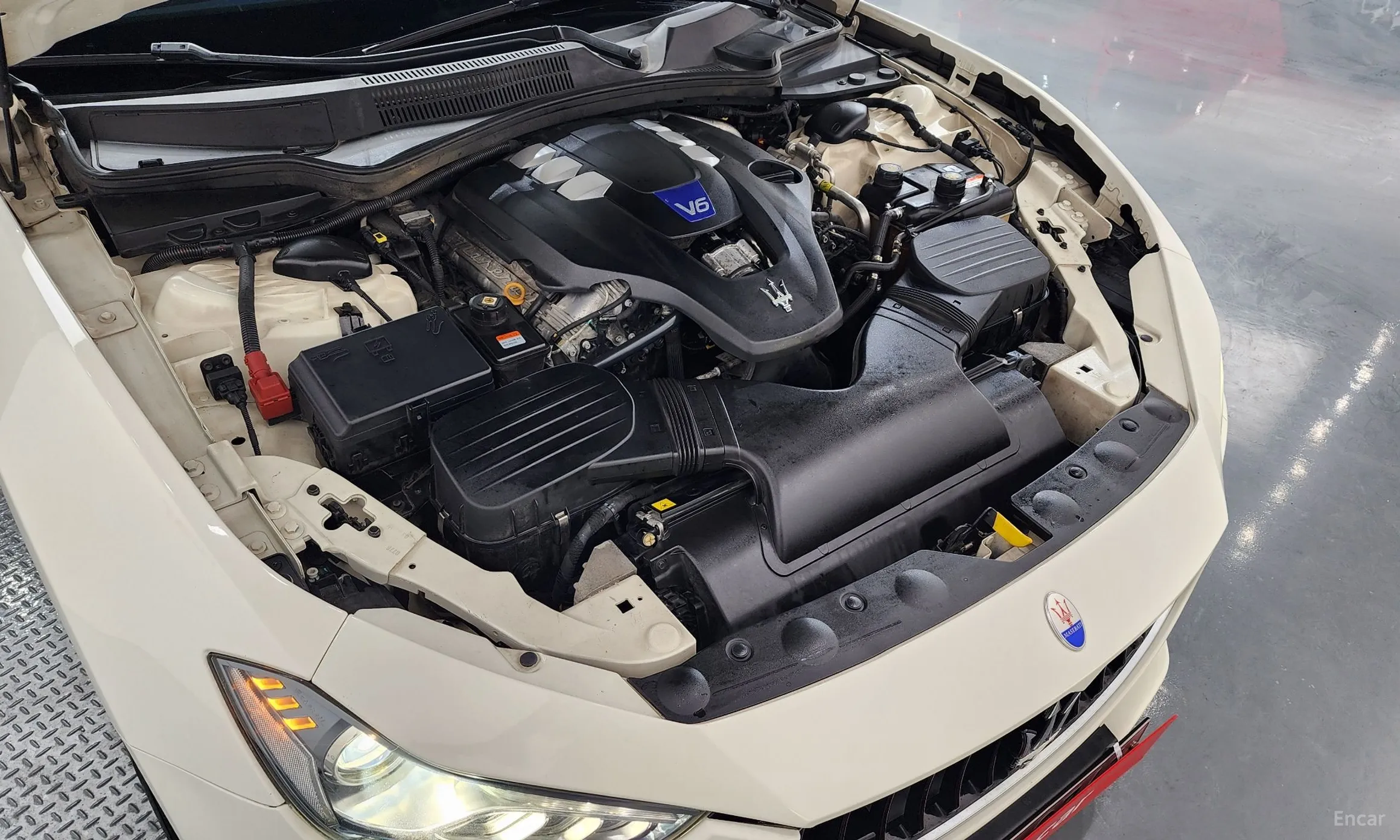 Maserati Ghibli превью 6