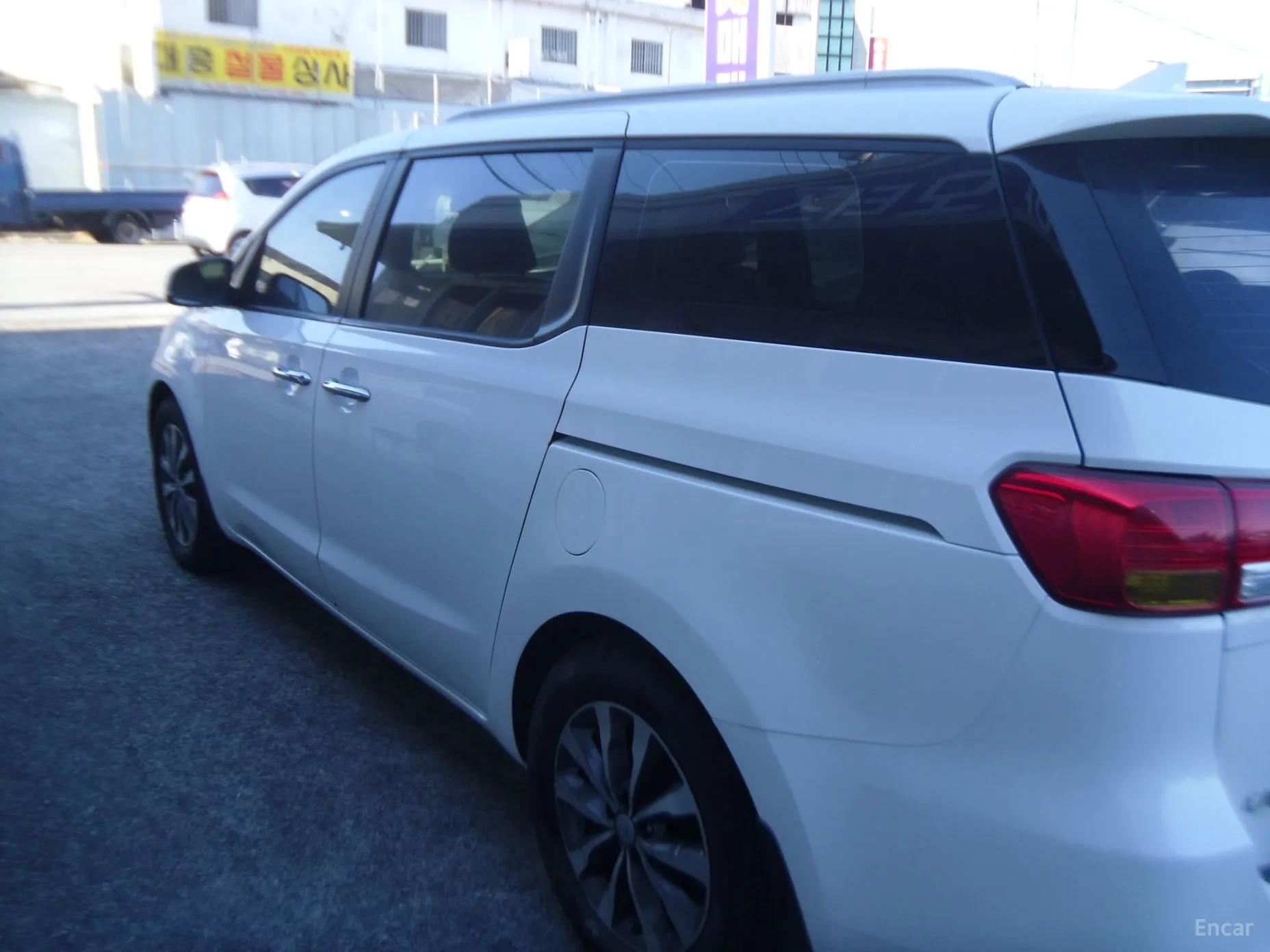 Kia Carnival превью 3