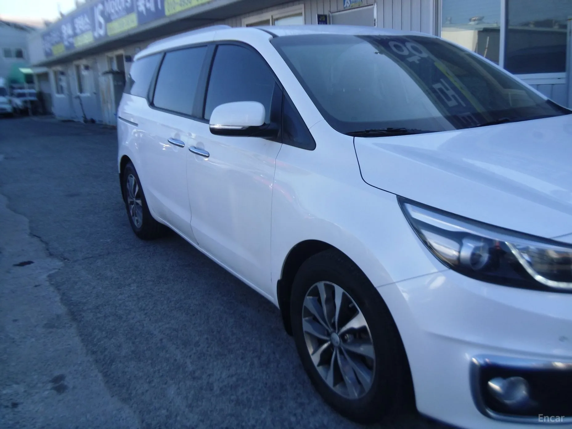 Kia Carnival превью 6