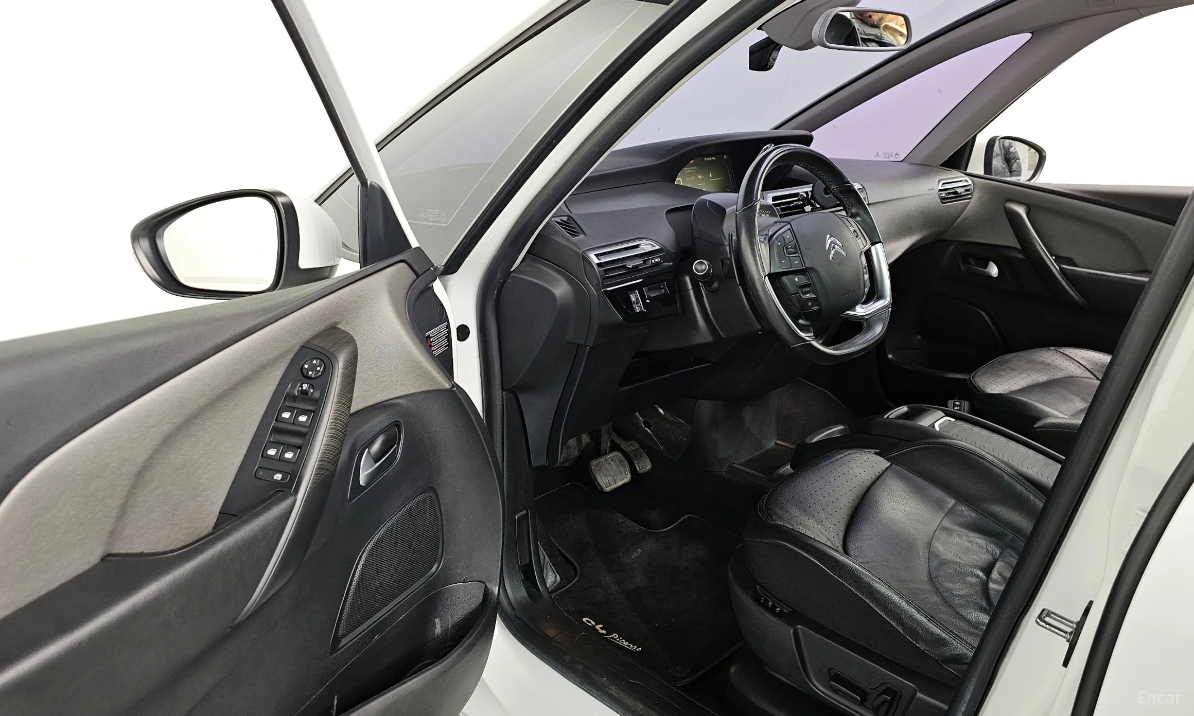 Citroën/DS Grand C4 Picasso превью 12