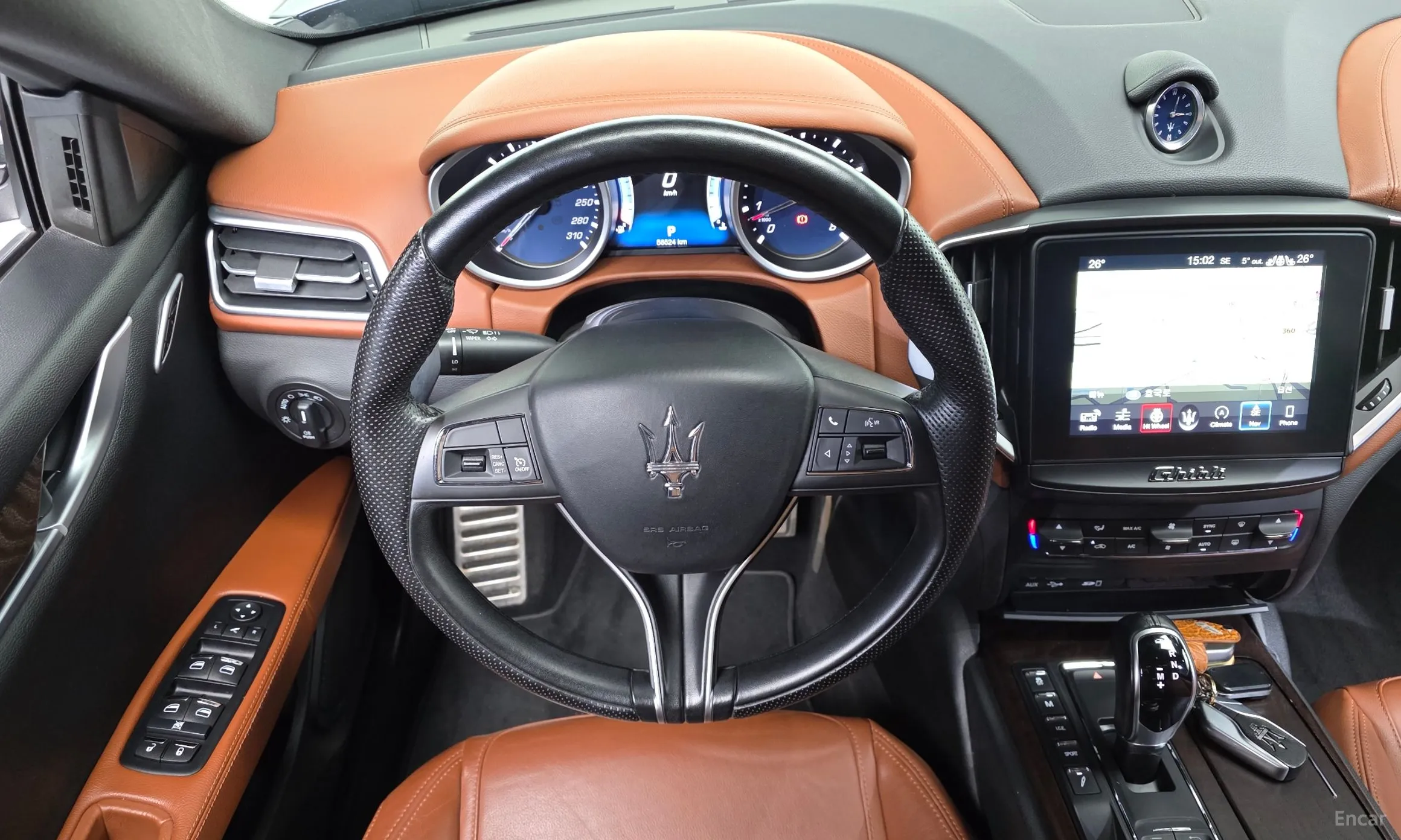 Maserati Ghibli превью 13