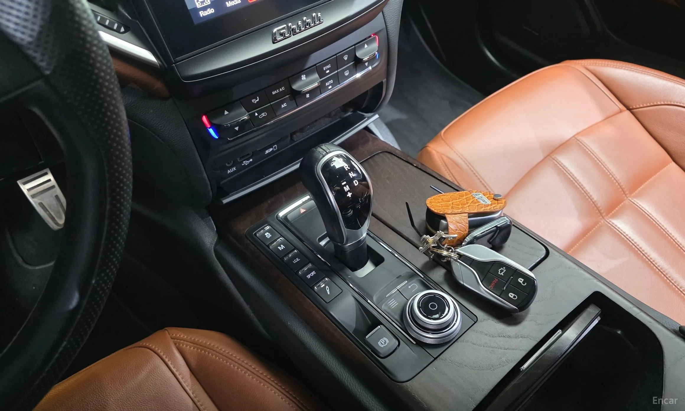 Maserati Ghibli превью 9