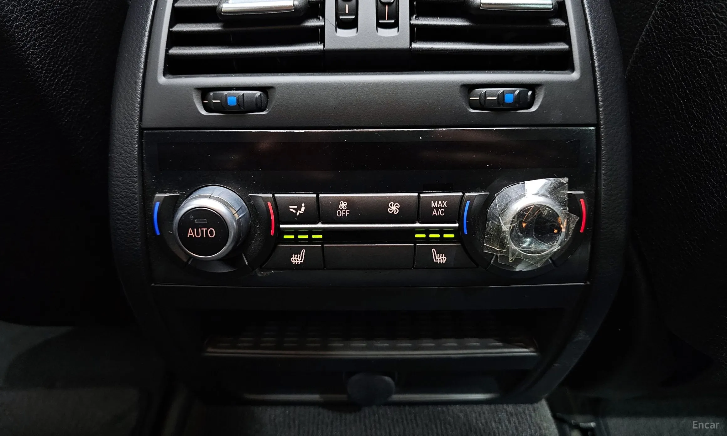 BMW 5 Series (F10) превью 19