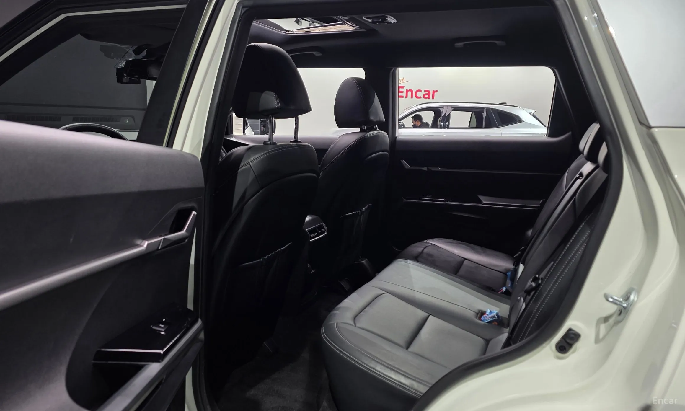 KG Mobility (SsangYong) Torres превью 12