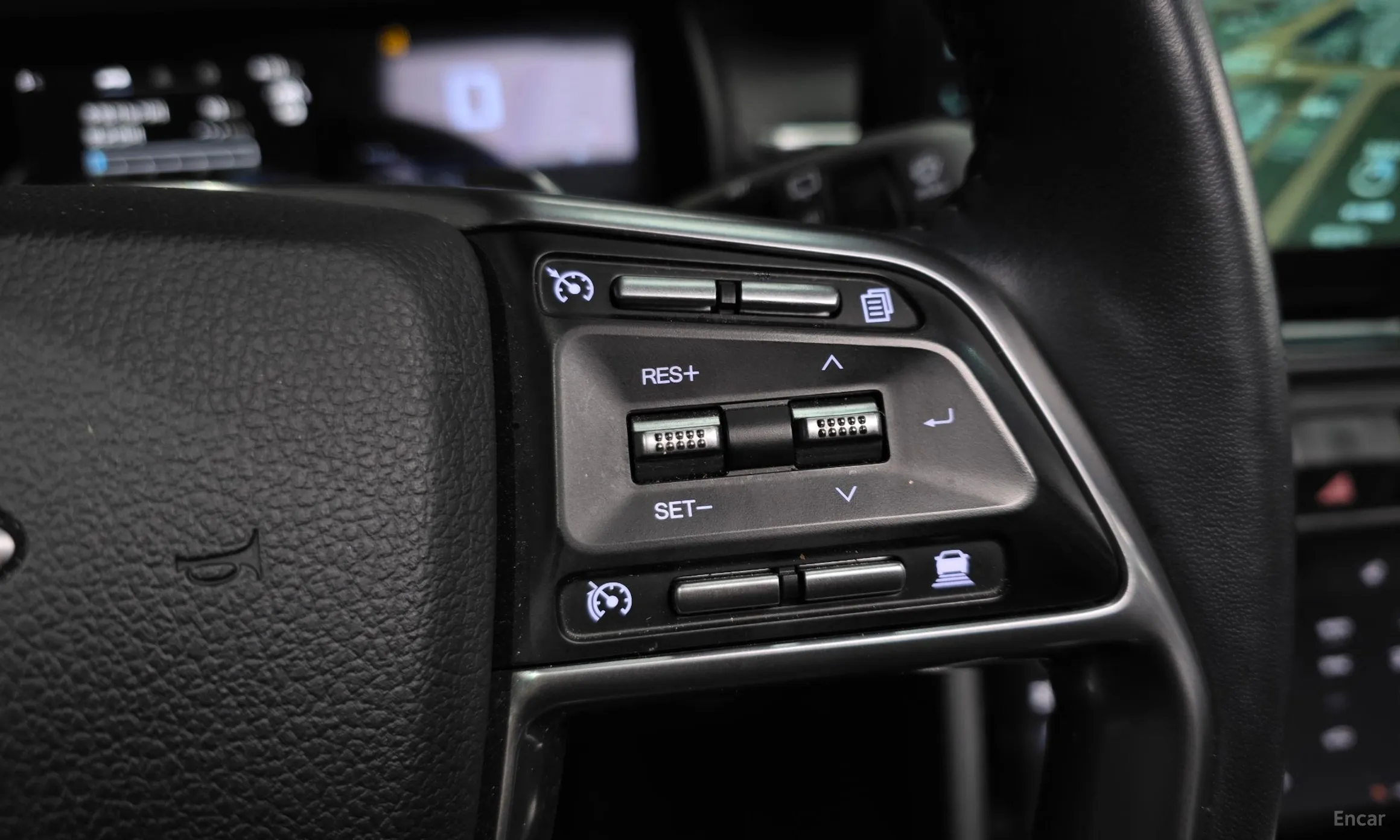 KG Mobility (SsangYong) Torres превью 20