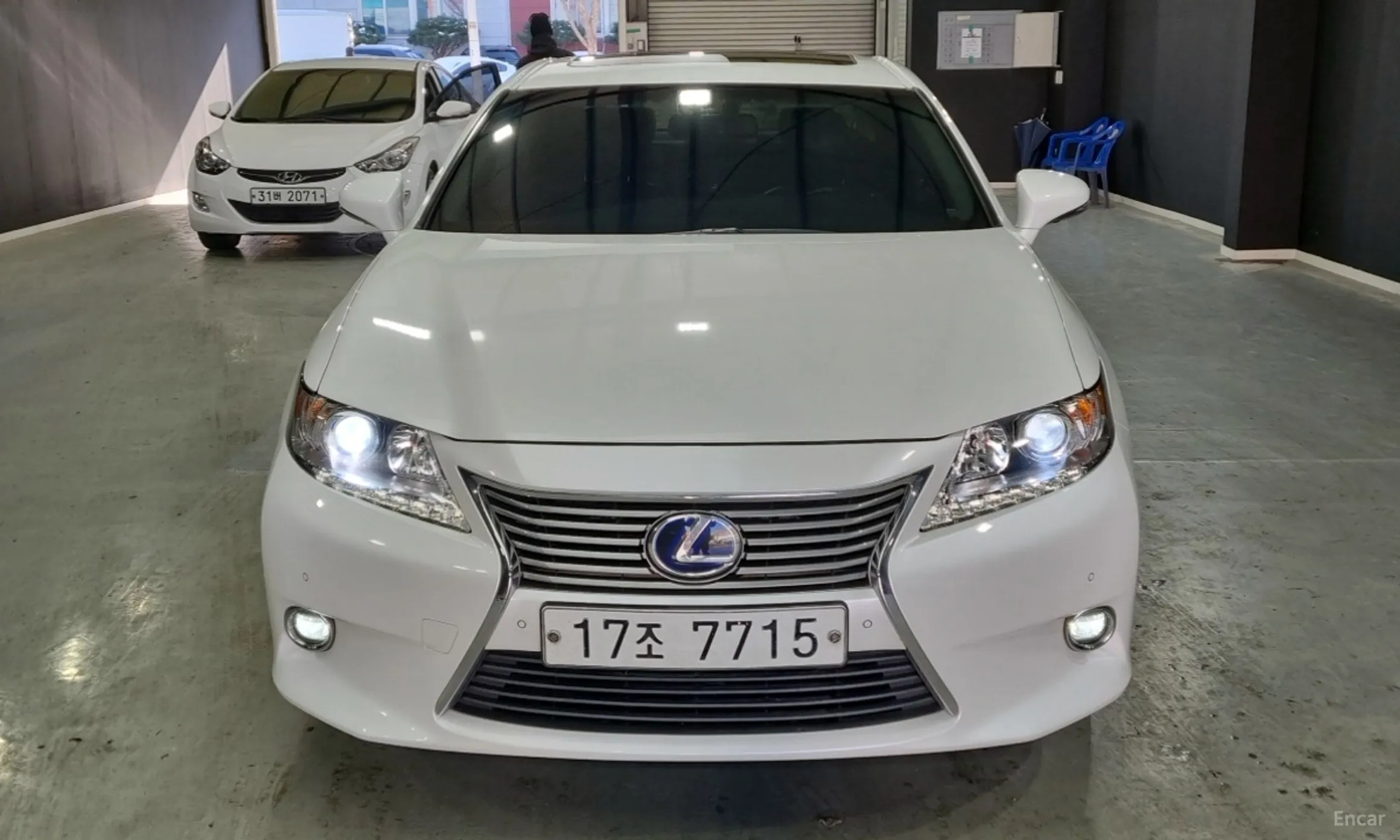 Lexus New ES300h превью 3