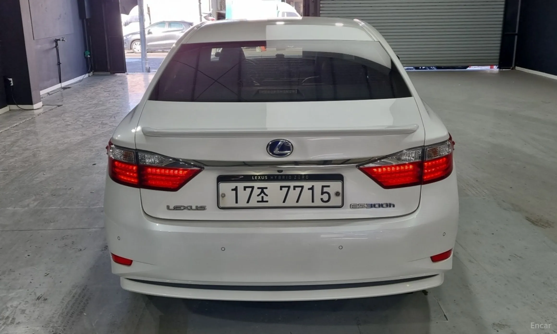 Lexus New ES300h превью 4