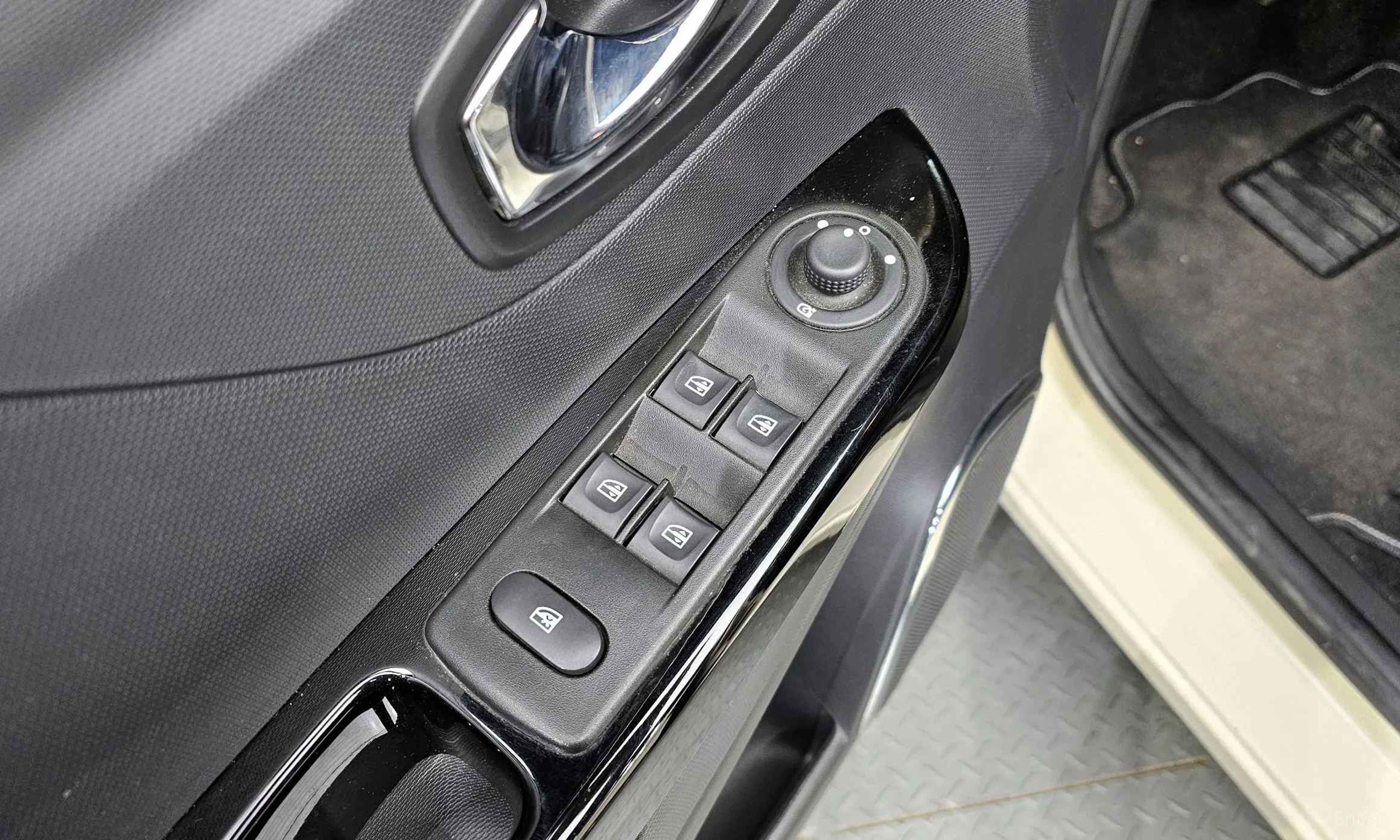 Renault Korea (Samsung) QM3 превью 14