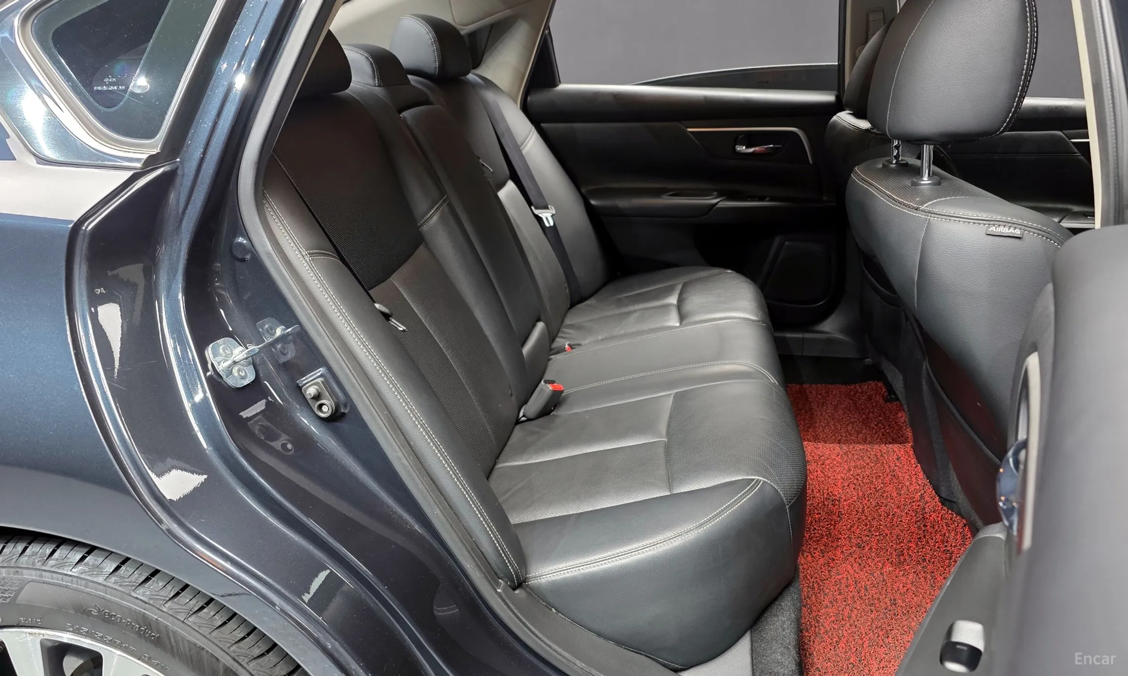 Nissan Altima превью 12