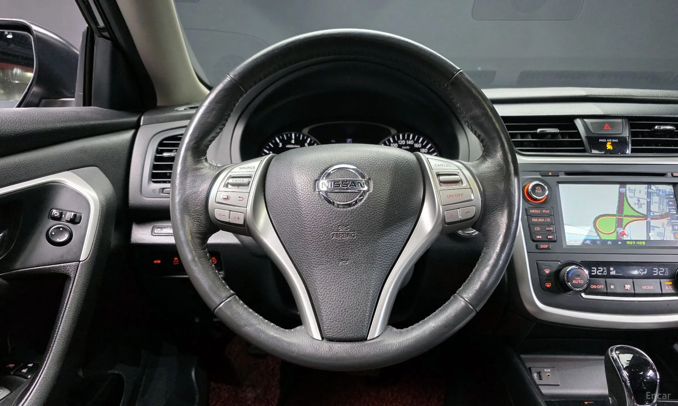 Nissan Altima превью 13