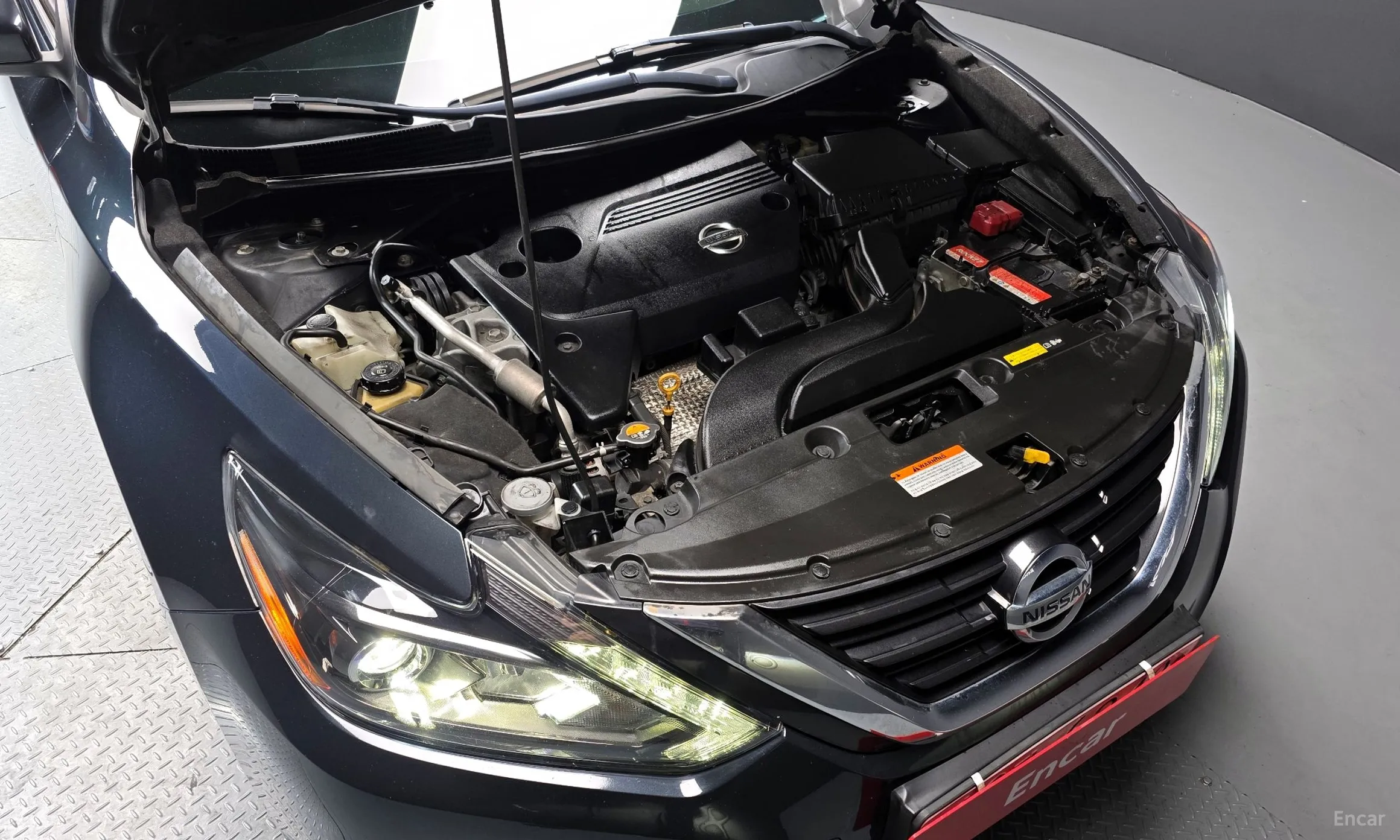 Nissan Altima превью 6