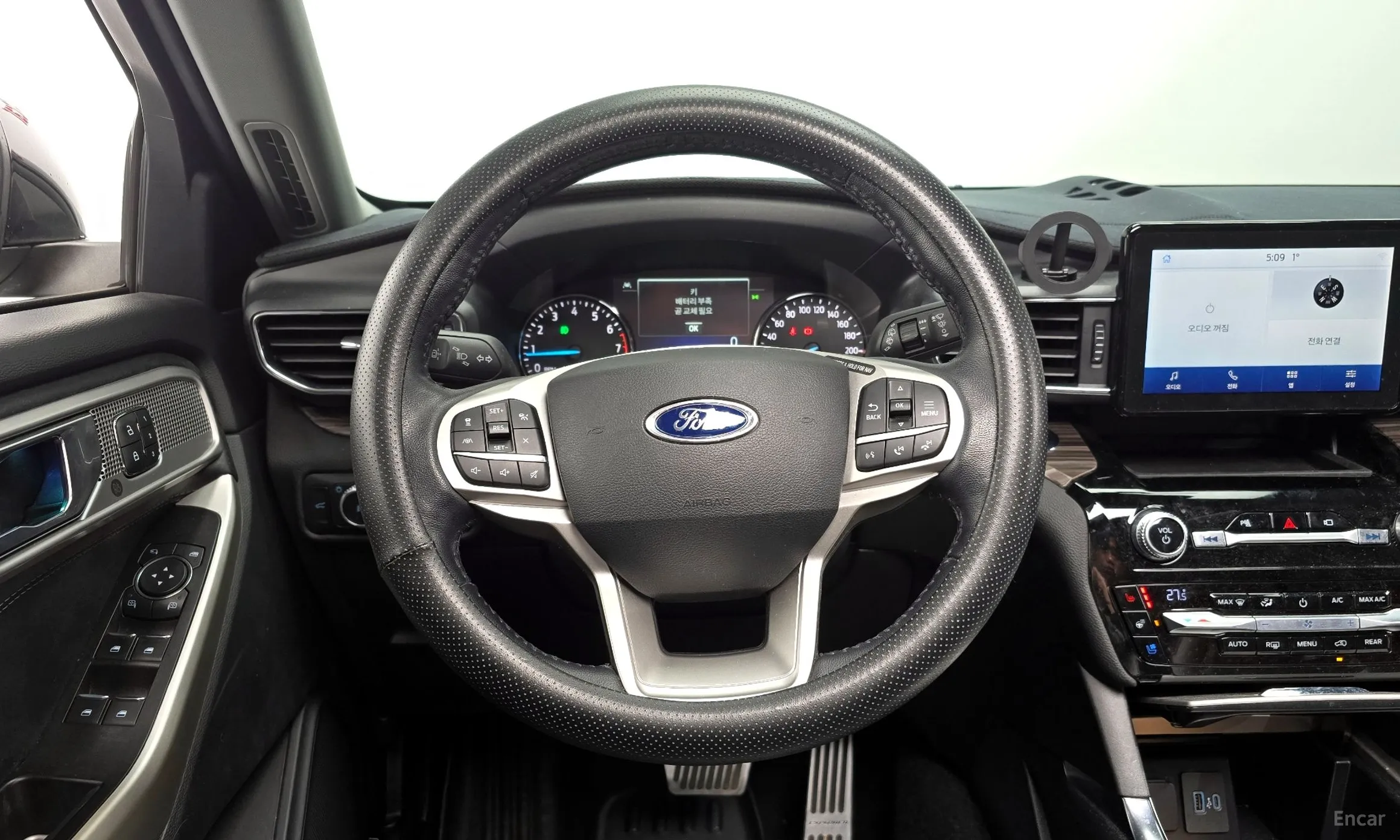 Ford Explorer 6th Generation превью 13