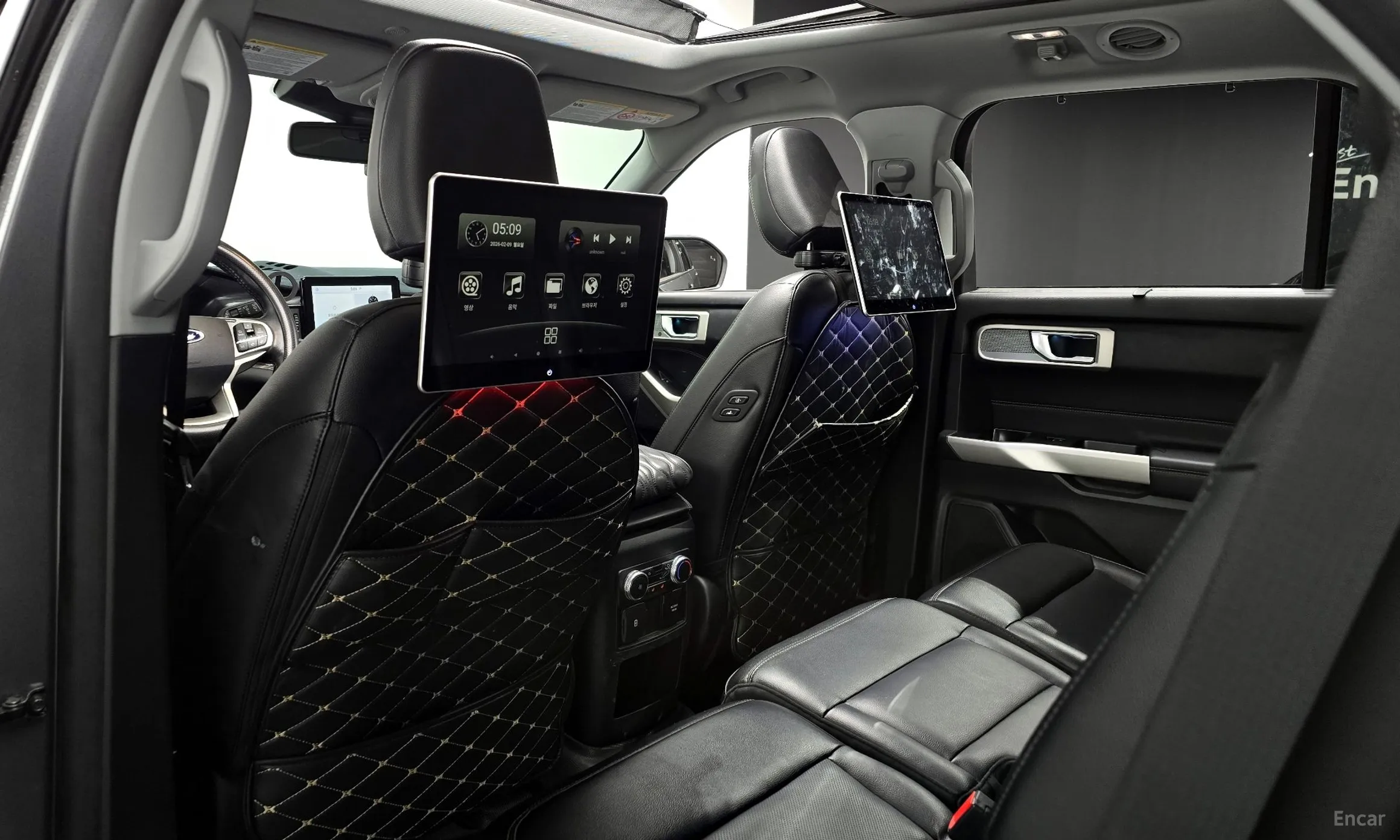 Ford Explorer 6th Generation превью 19