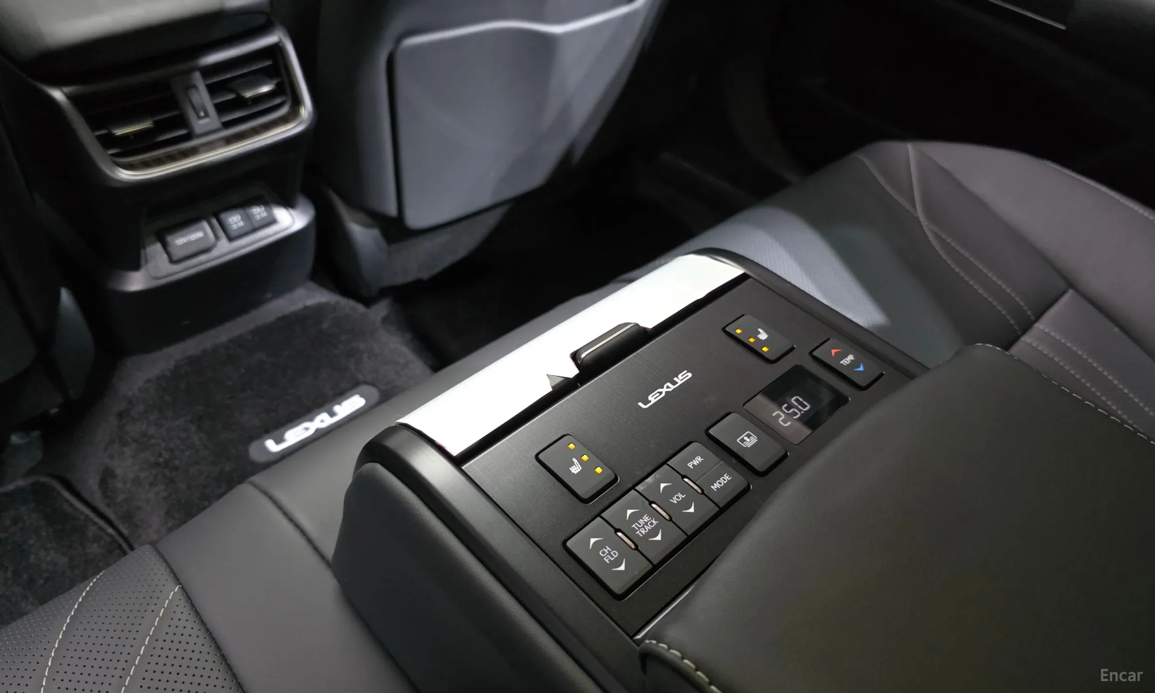 Lexus ES300h 7th Generation превью 20