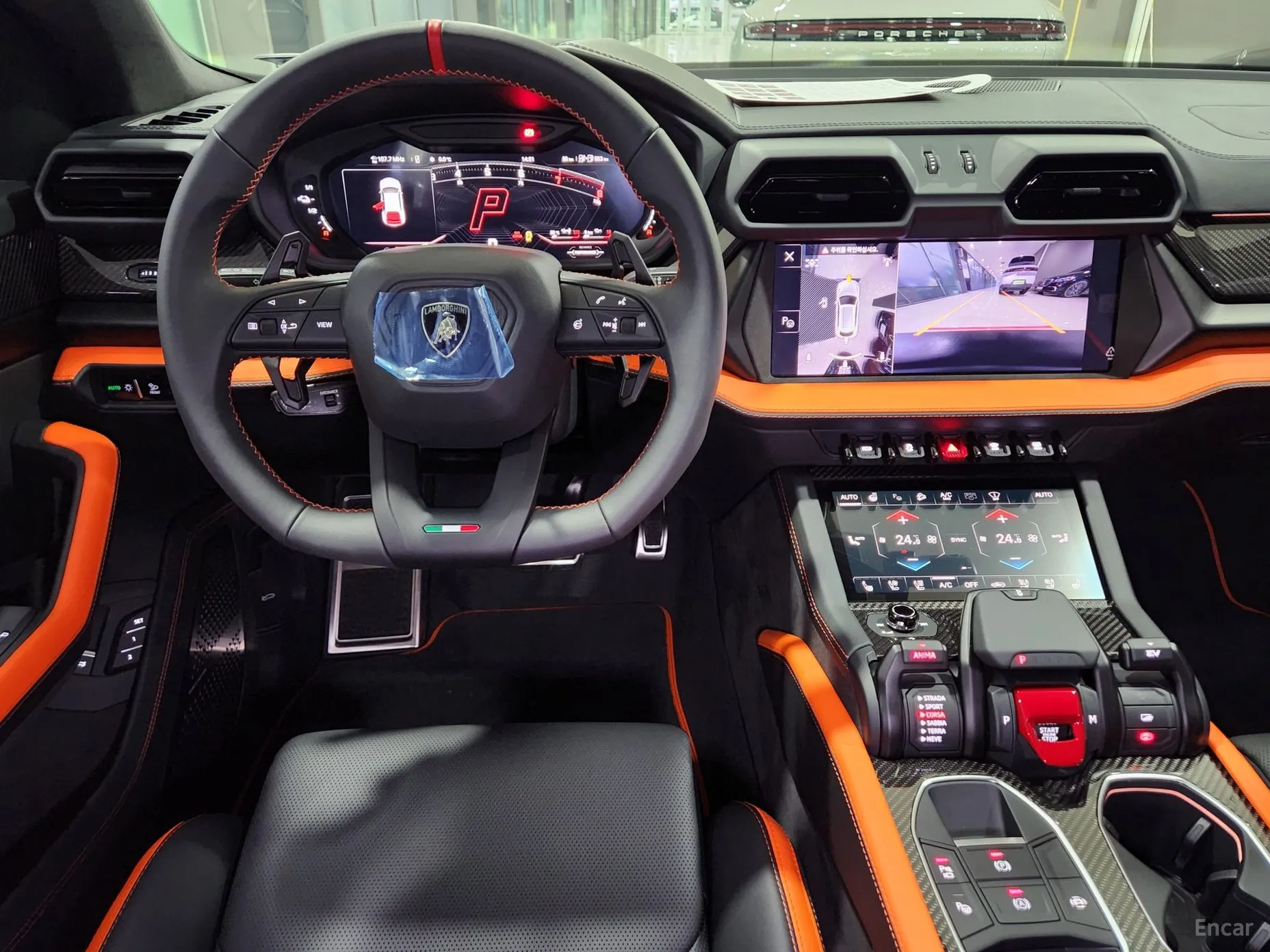 Lamborghini Urus превью 11