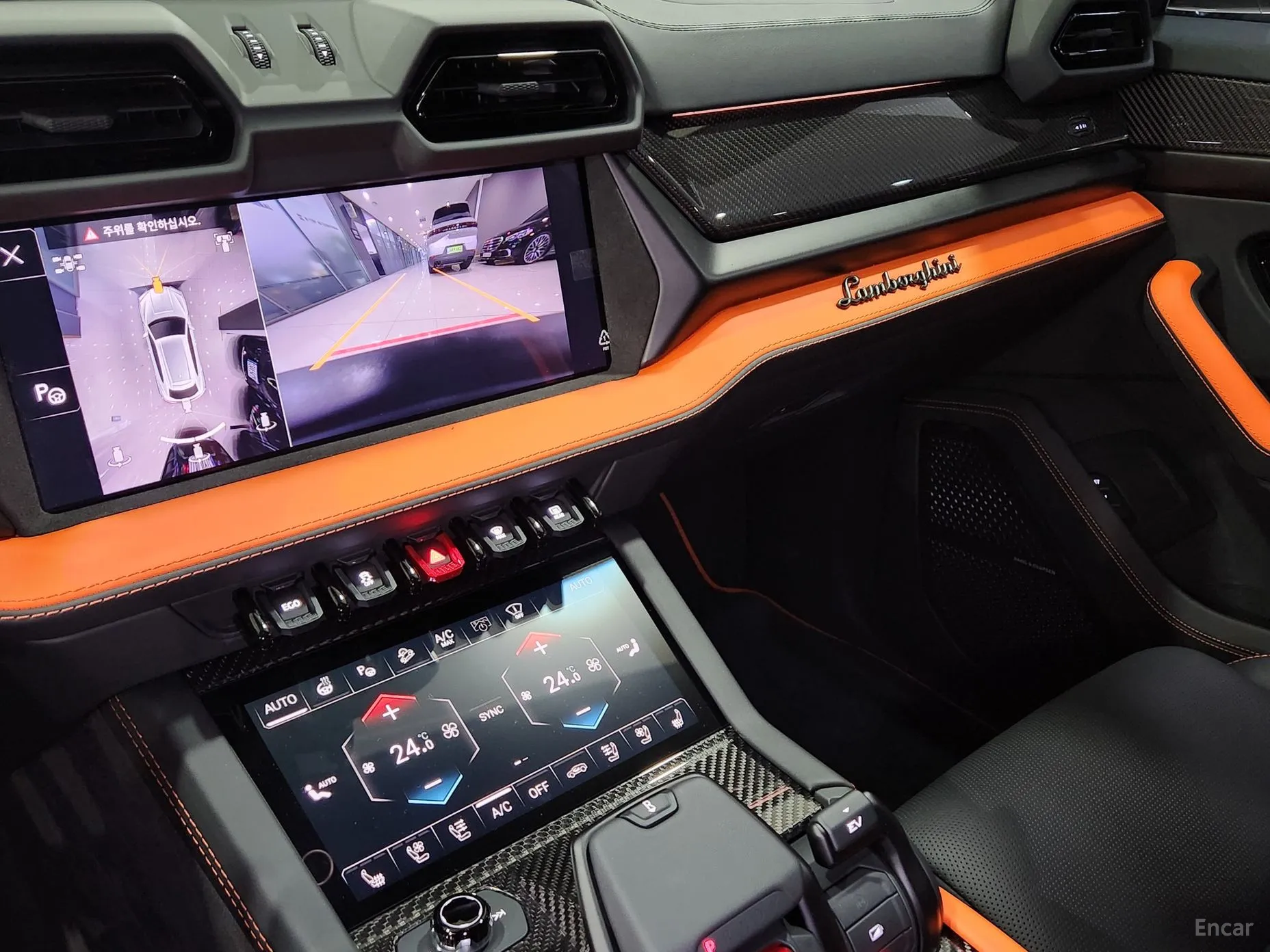Lamborghini Urus превью 16