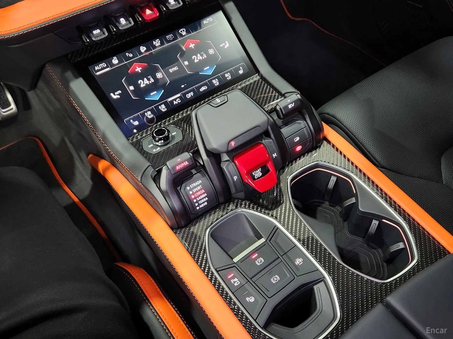 Lamborghini Urus превью 9