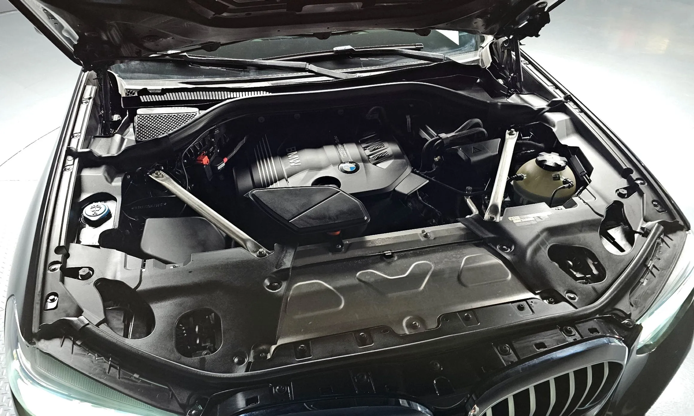 BMW X4 (G02) превью 6