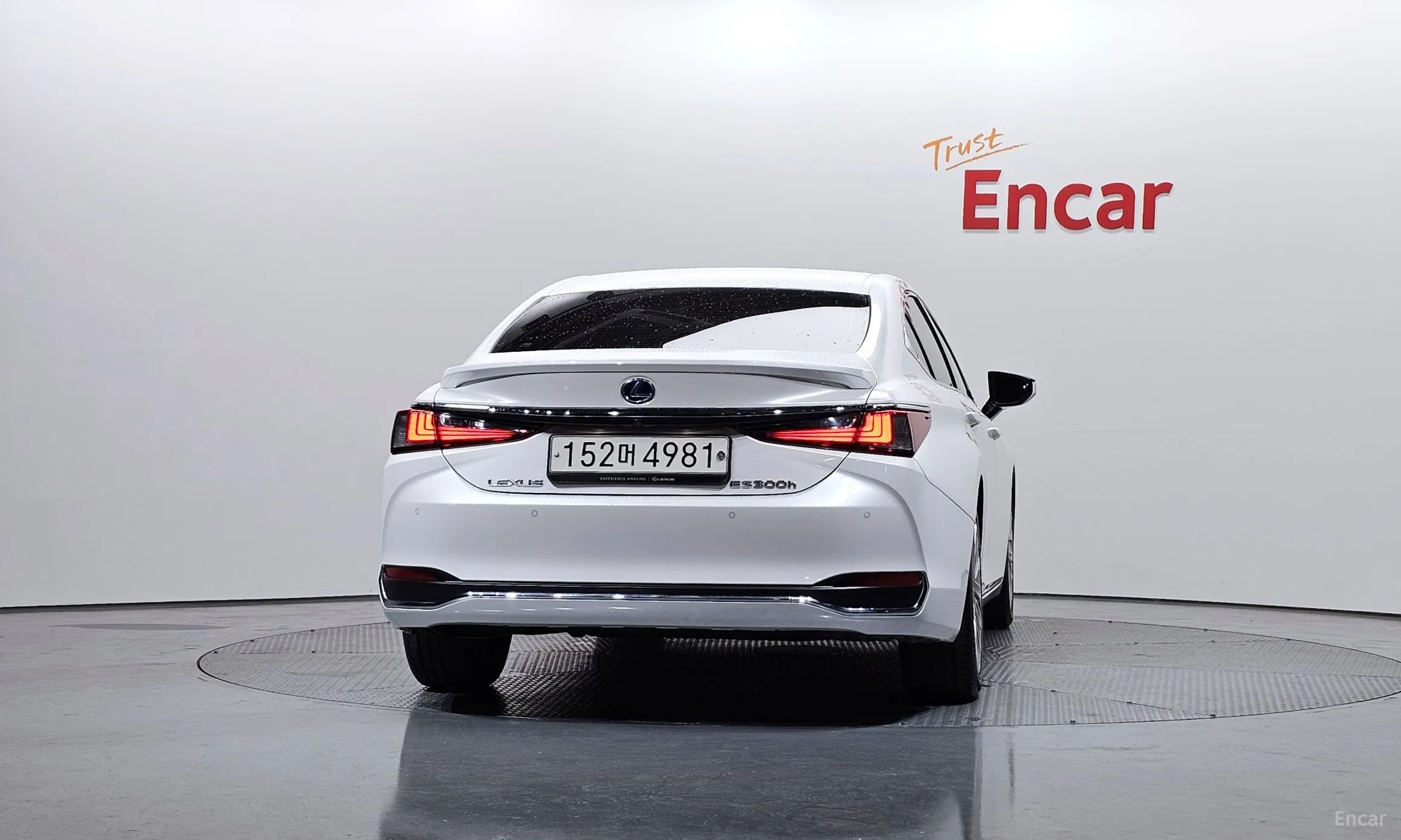 Lexus ES300h 7th Generation превью 4