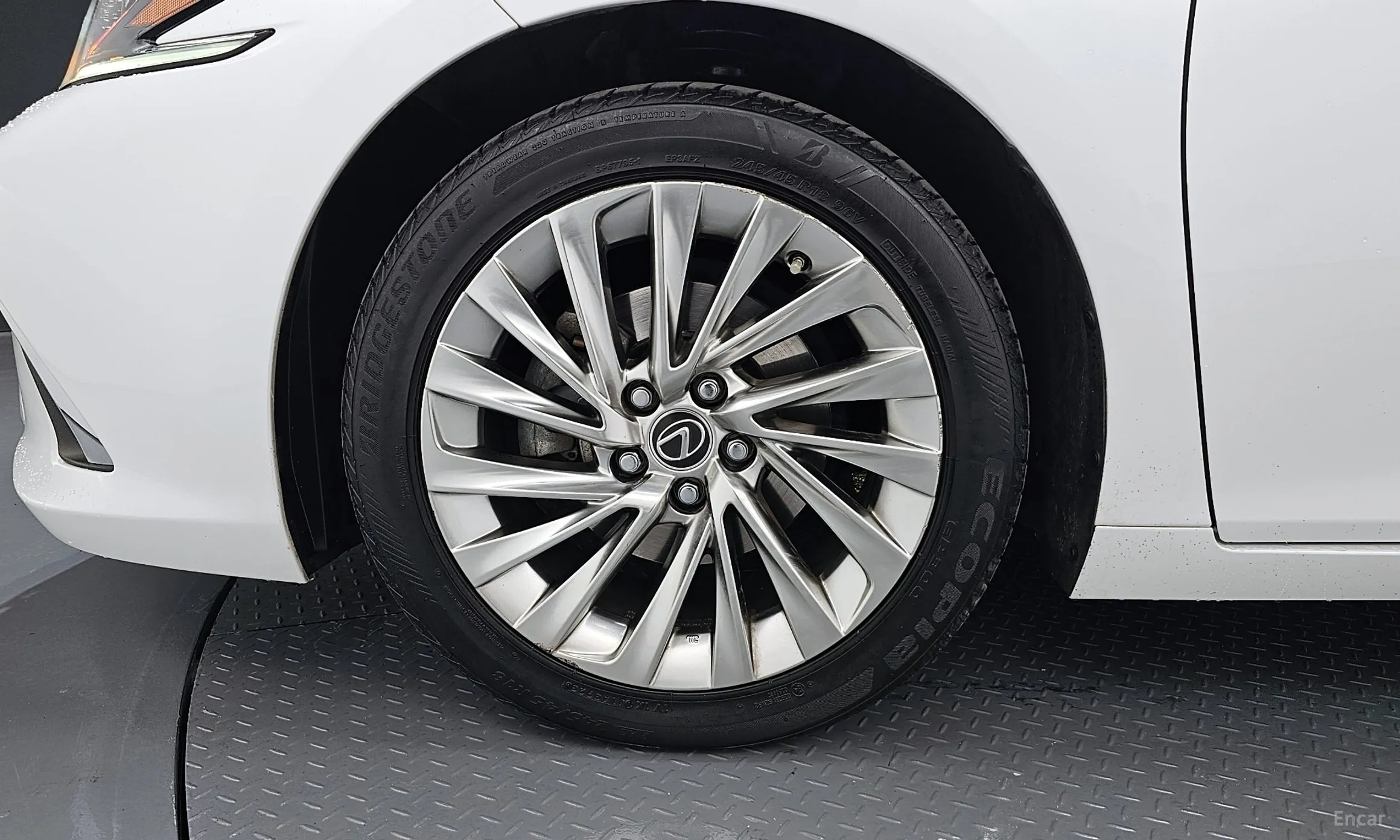 Lexus ES300h 7th Generation превью 5