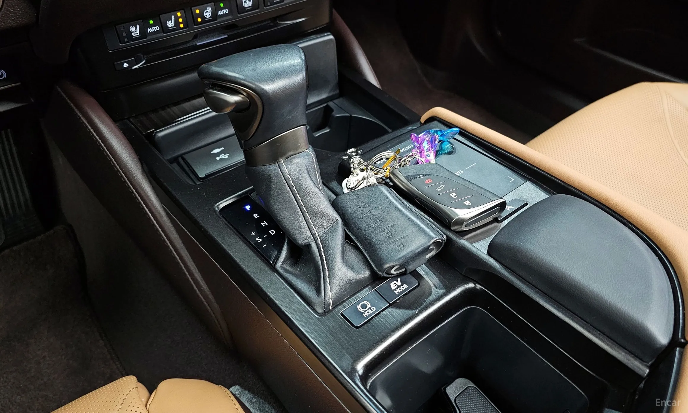 Lexus ES300h 7th Generation превью 9