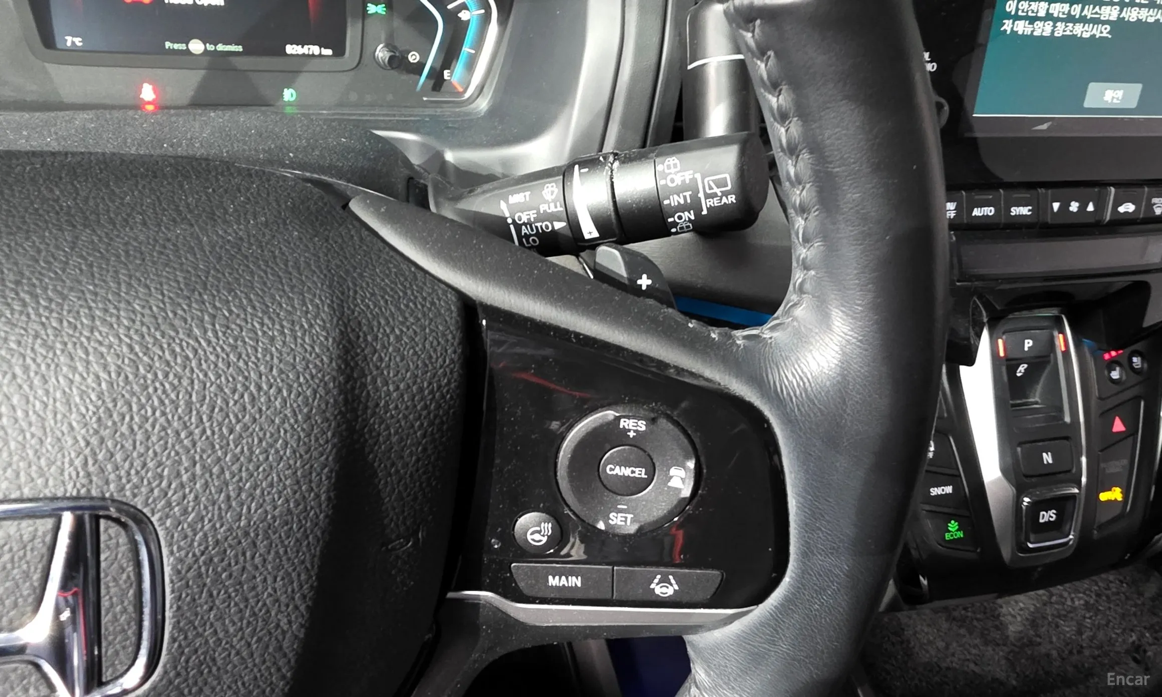 Honda Odyssey превью 17