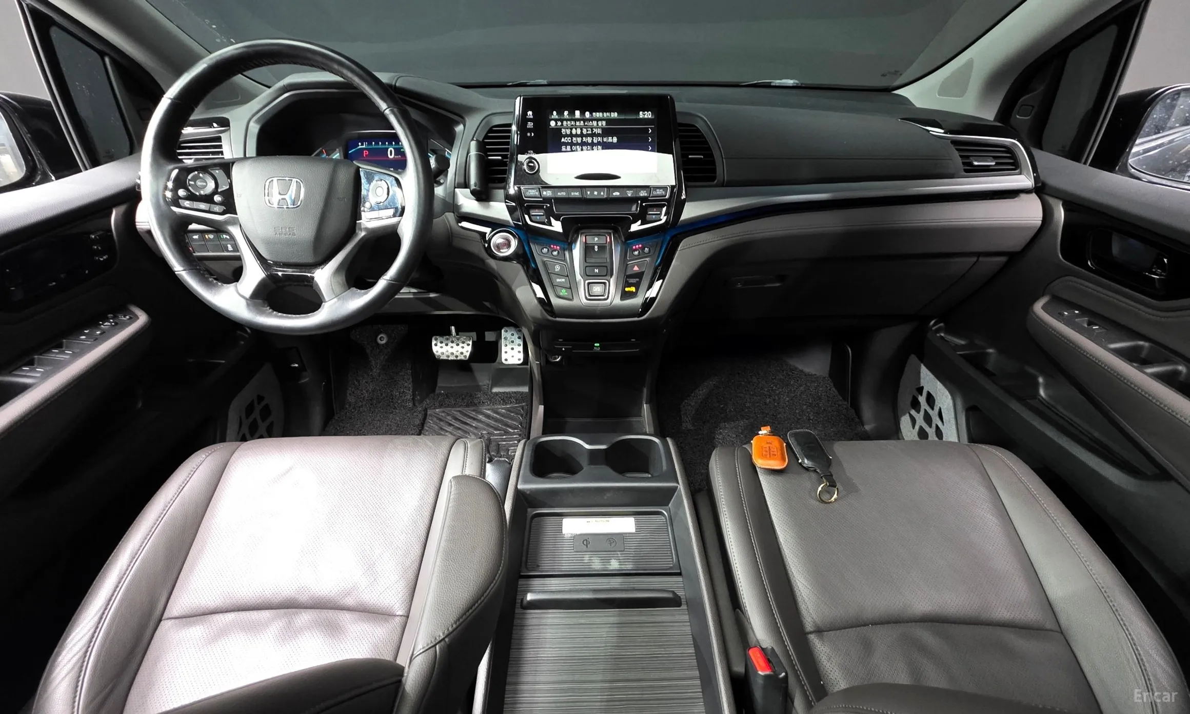 Honda Odyssey превью 7