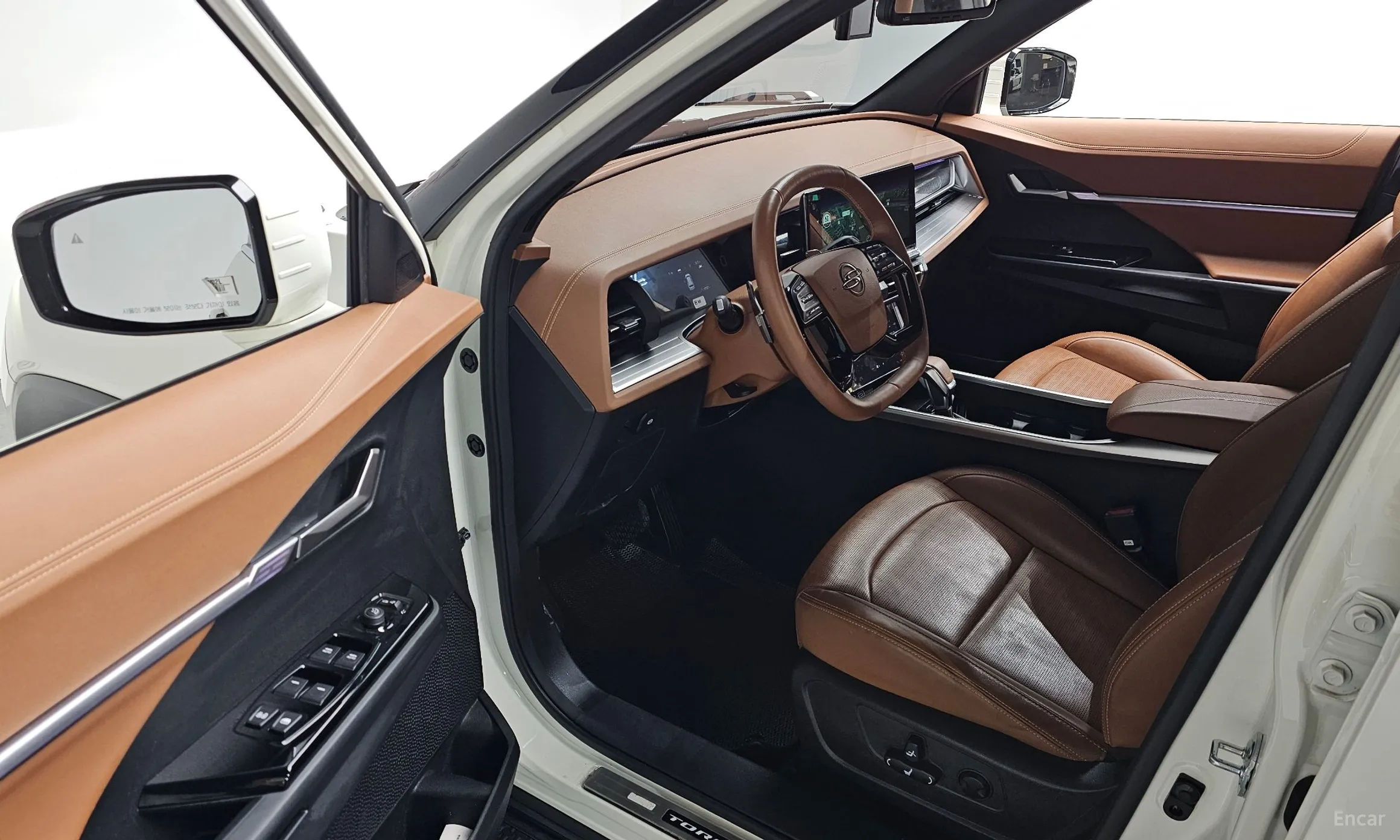 KG Mobility (SsangYong) Torres превью 11