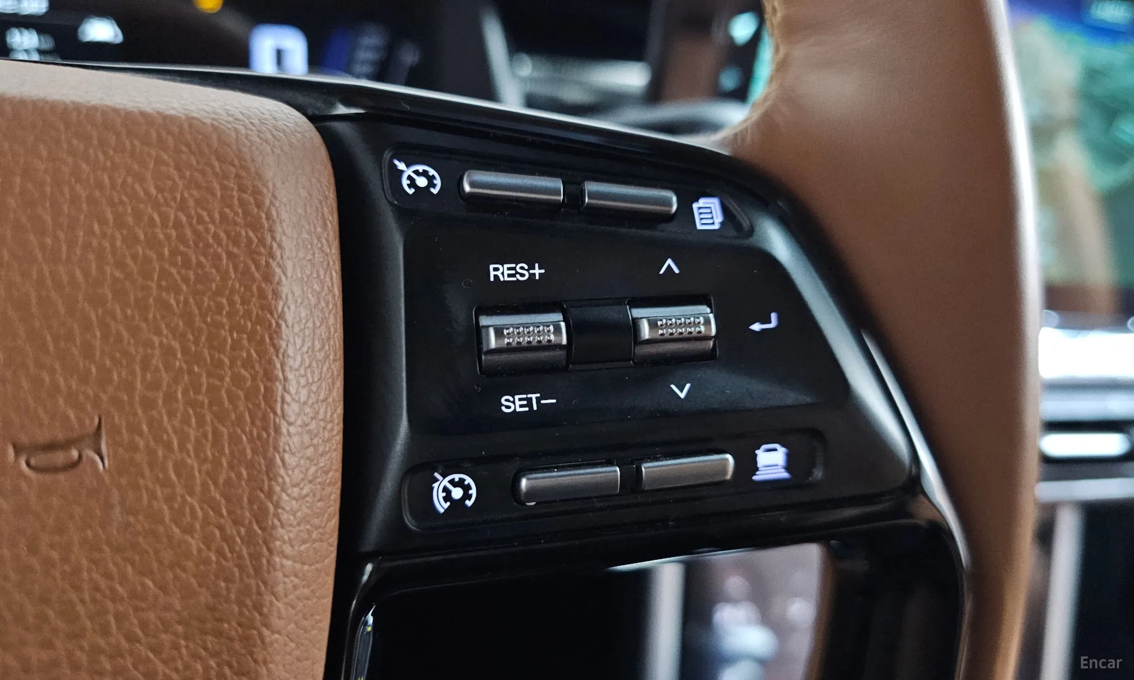 KG Mobility (SsangYong) Torres превью 17