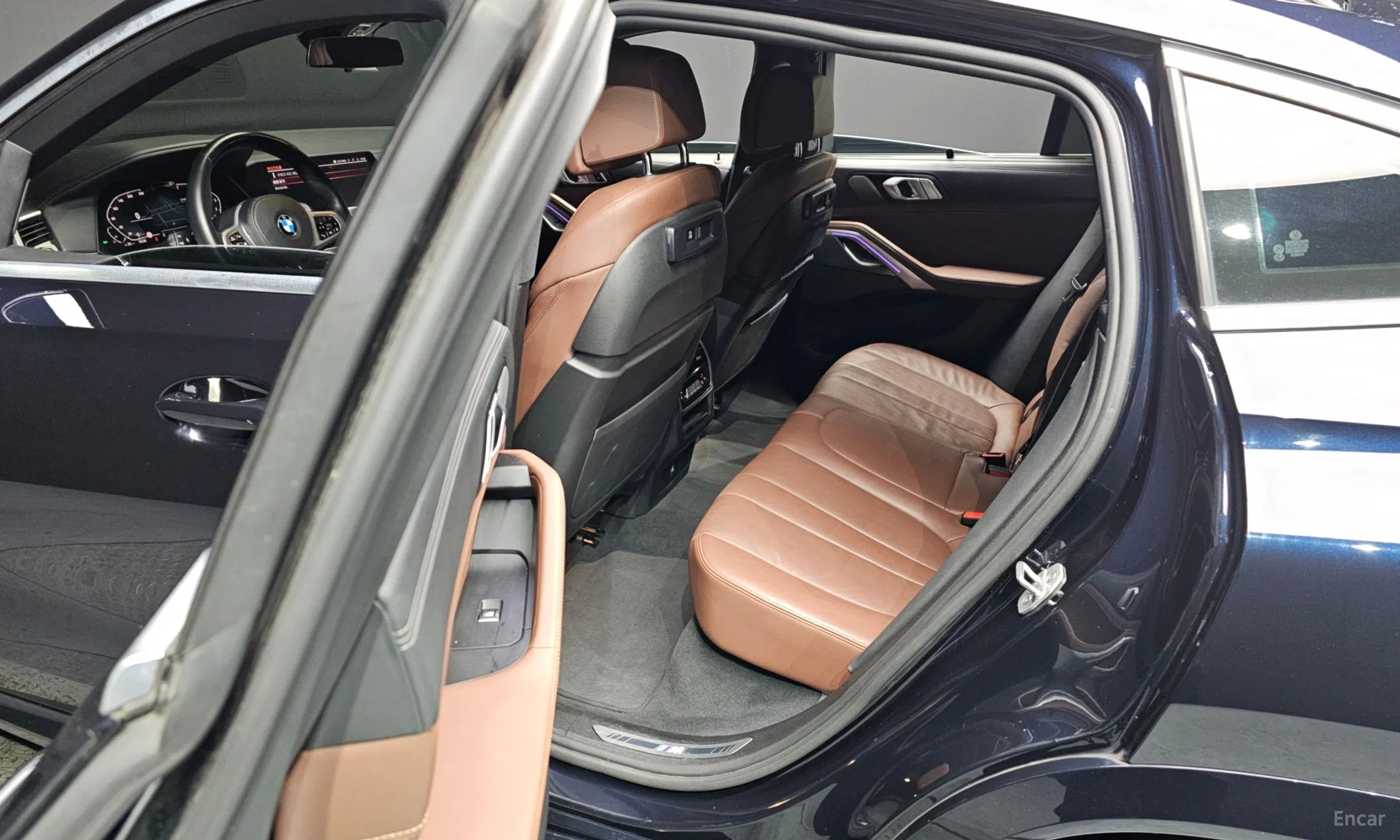 BMW X6 (G06) превью 13