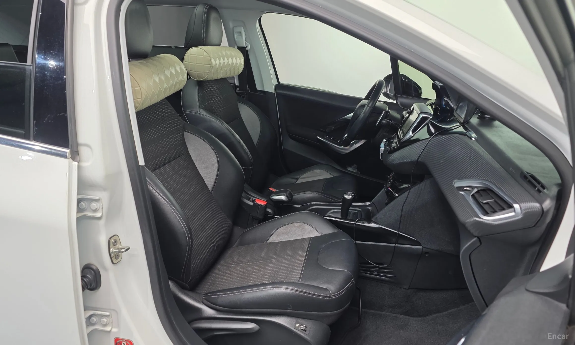 Peugeot 2008. превью 10