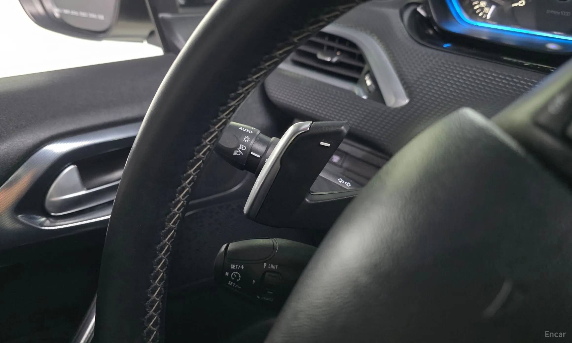 Peugeot 2008. превью 18